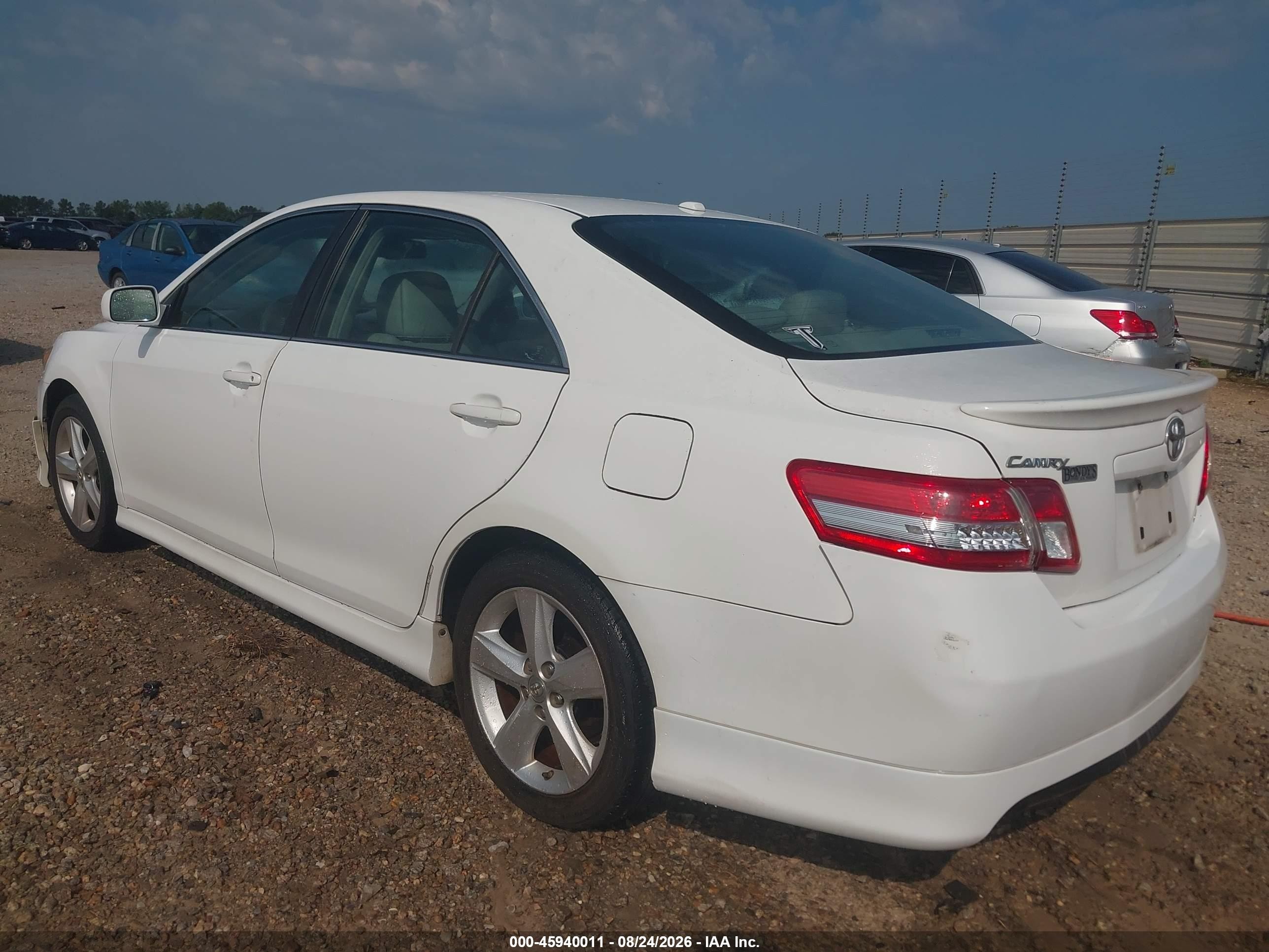 2011 Toyota Camry Se Белый vin: 4T1BF3EK7BU634237