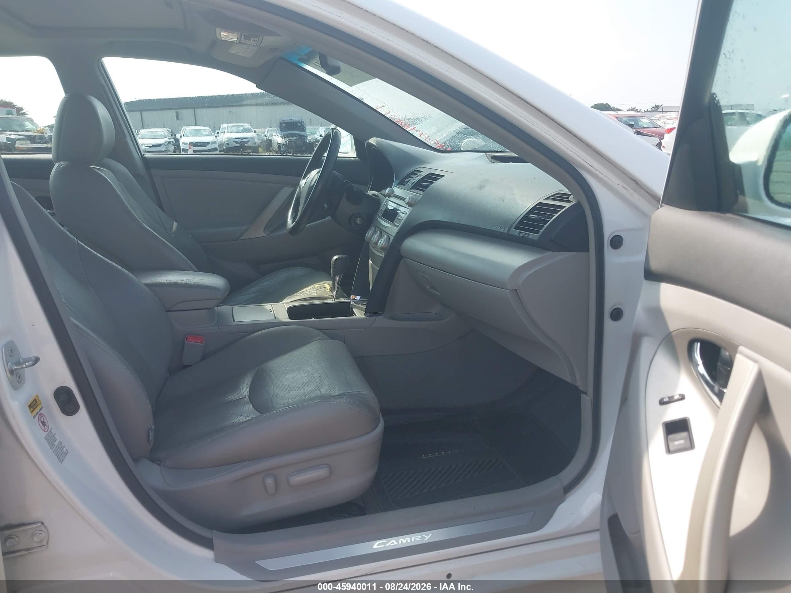2011 Toyota Camry Se Белый vin: 4T1BF3EK7BU634237