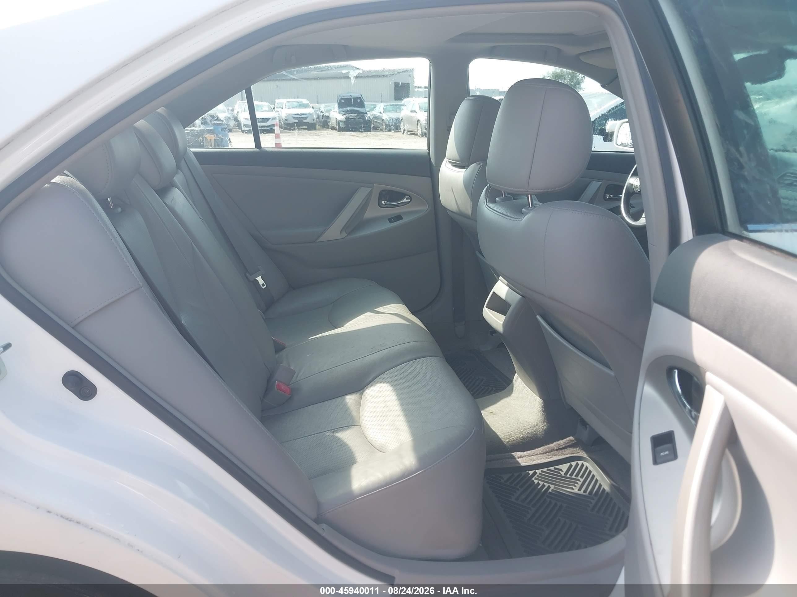 2011 Toyota Camry Se Белый vin: 4T1BF3EK7BU634237