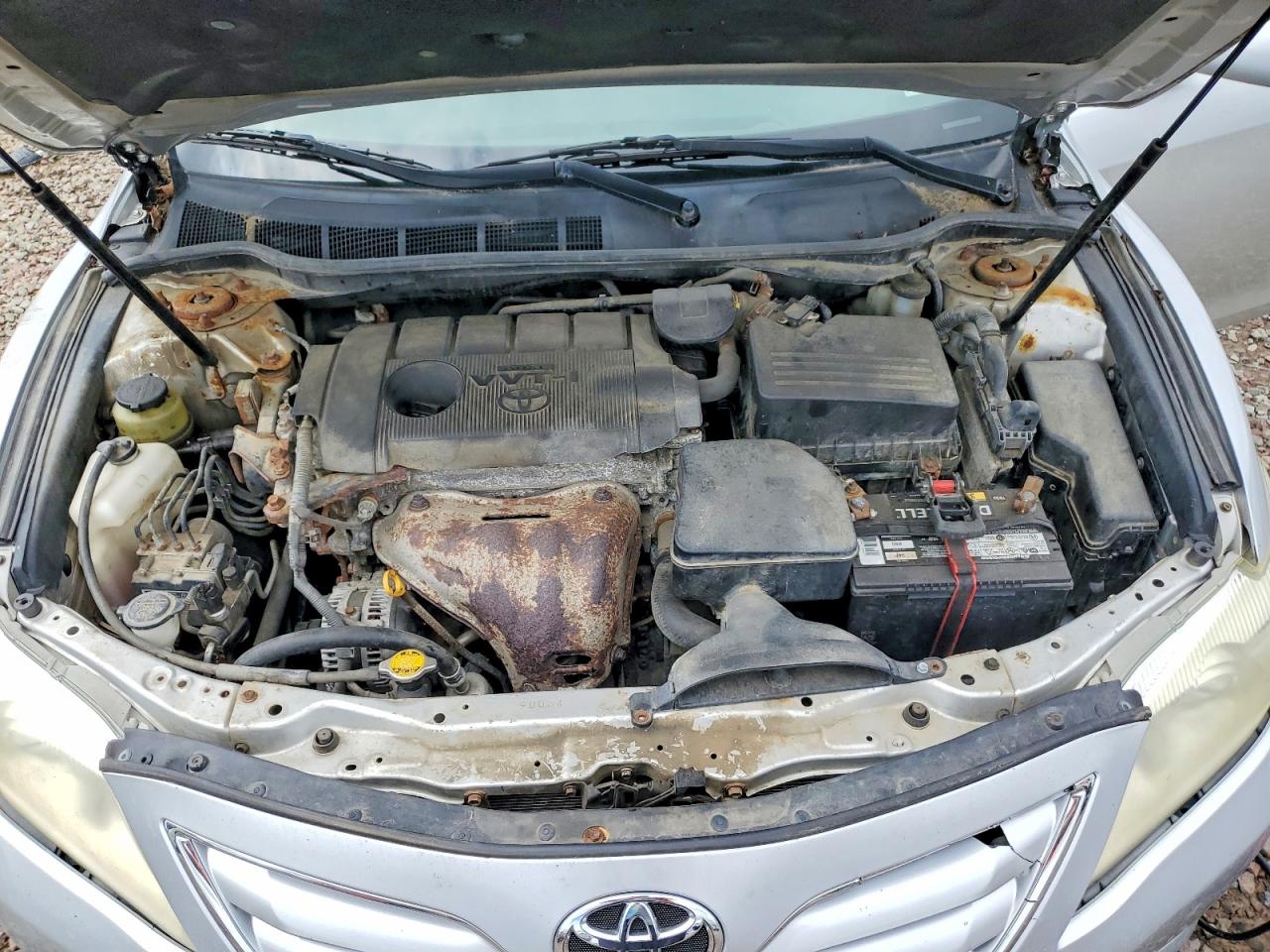 2011 Toyota Camry Le Silver vin: 4T1BF3EK7BU640040