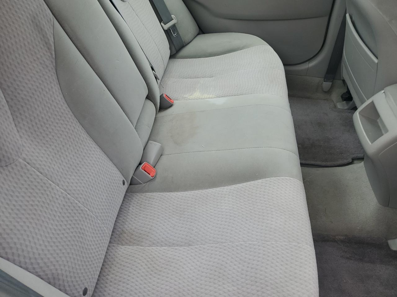 2011 Toyota Camry Base White vin: 4T1BF3EK7BU641298