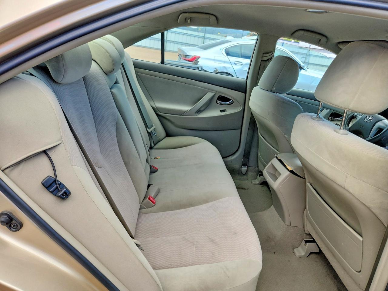 2011 Toyota Camry Le Золотой vin: 4T1BF3EK7BU644539