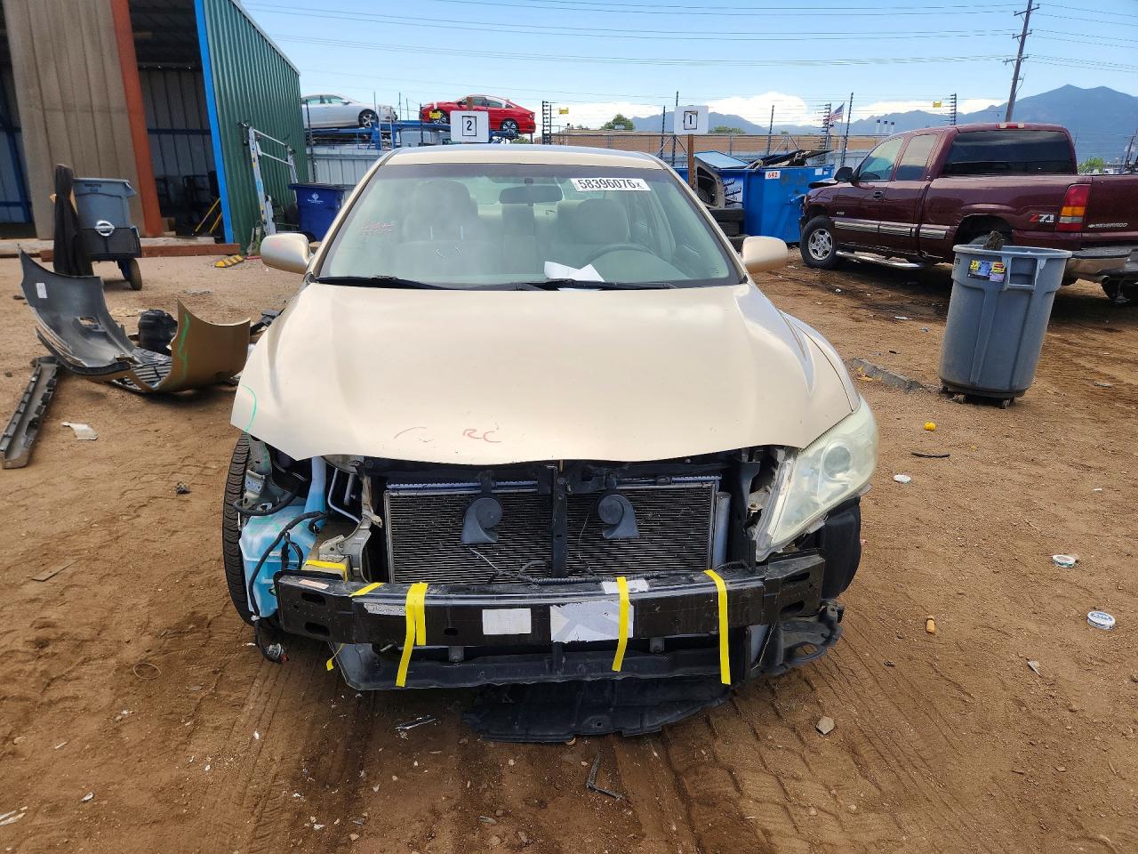 2011 Toyota Camry Le Золотой vin: 4T1BF3EK7BU644539