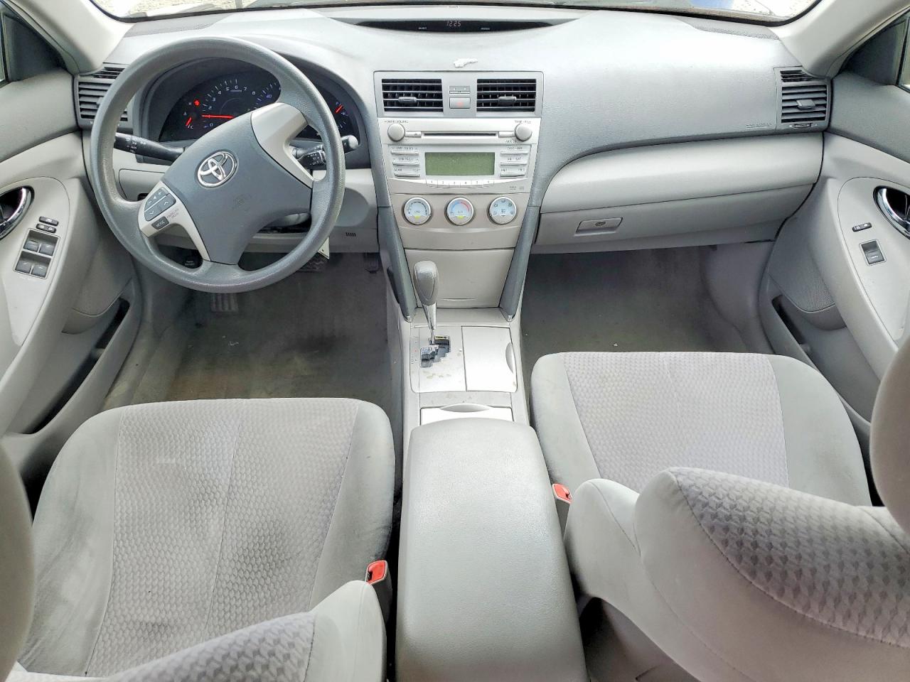 2011 Toyota Camry Le White vin: 4T1BF3EK7BU645853