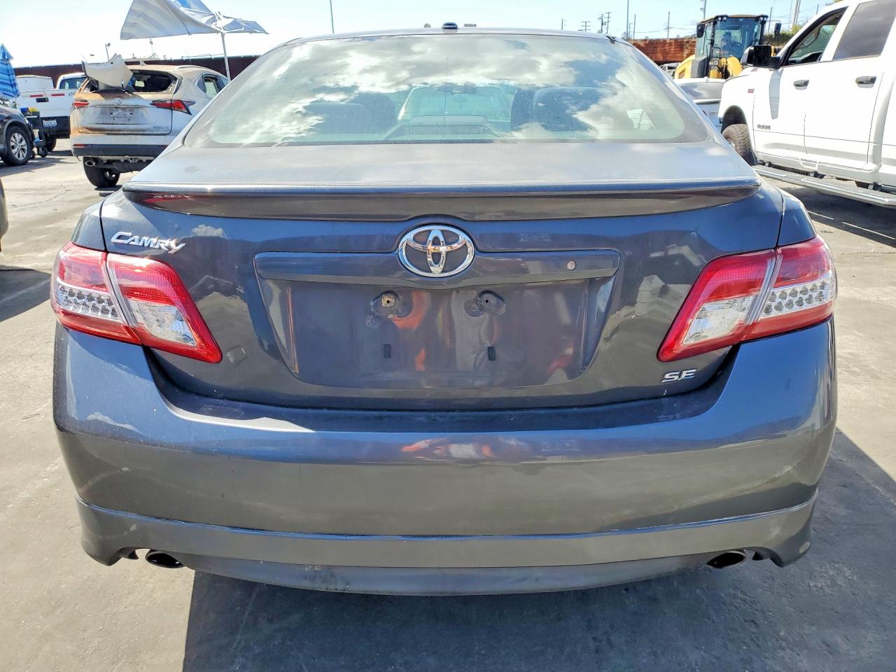 2011 Toyota Camry Se Gray vin: 4T1BF3EK7BU648221