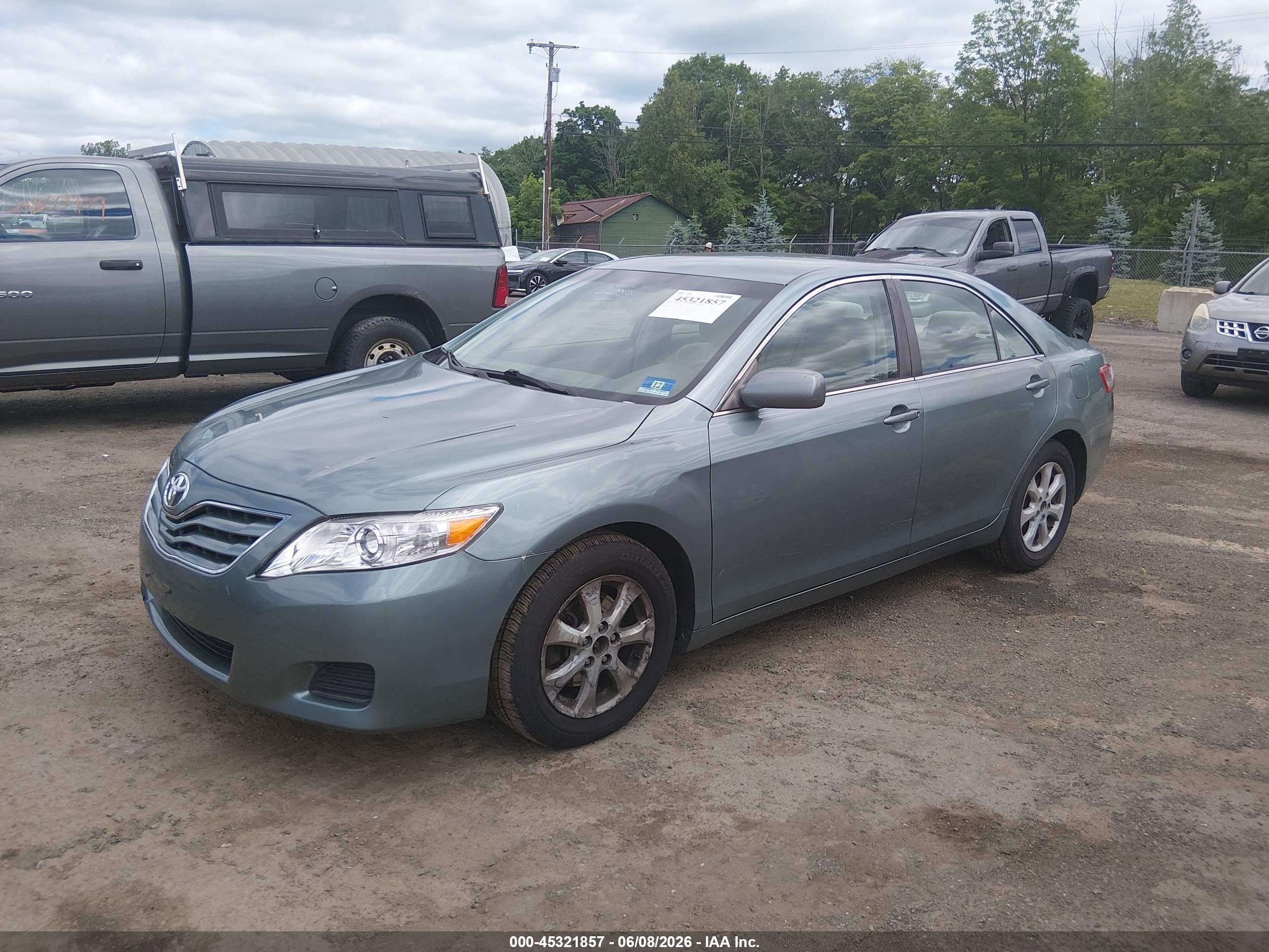 2011 Toyota Camry Le Зеленый vin: 4T1BF3EK7BU657517