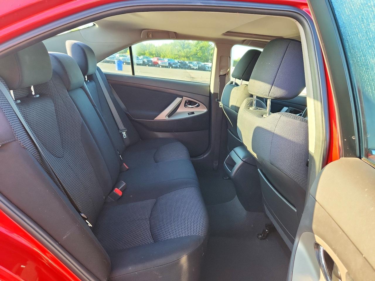 2011 Toyota Camry Se Red vin: 4T1BF3EK7BU673992