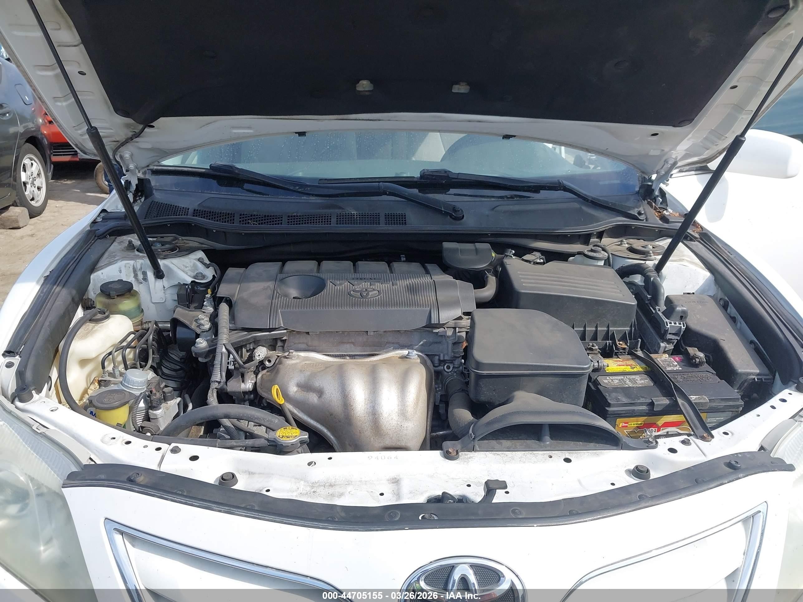2011 Toyota Camry Le White vin: 4T1BF3EK7BU674706