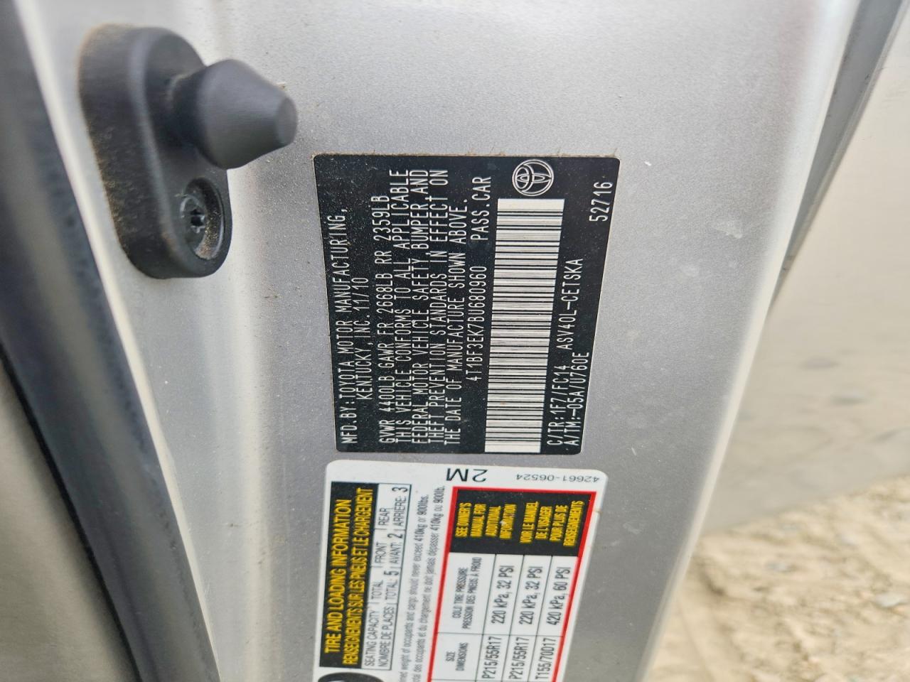 2011 Toyota Camry Silver vin: 4T1BF3EK7BU680960