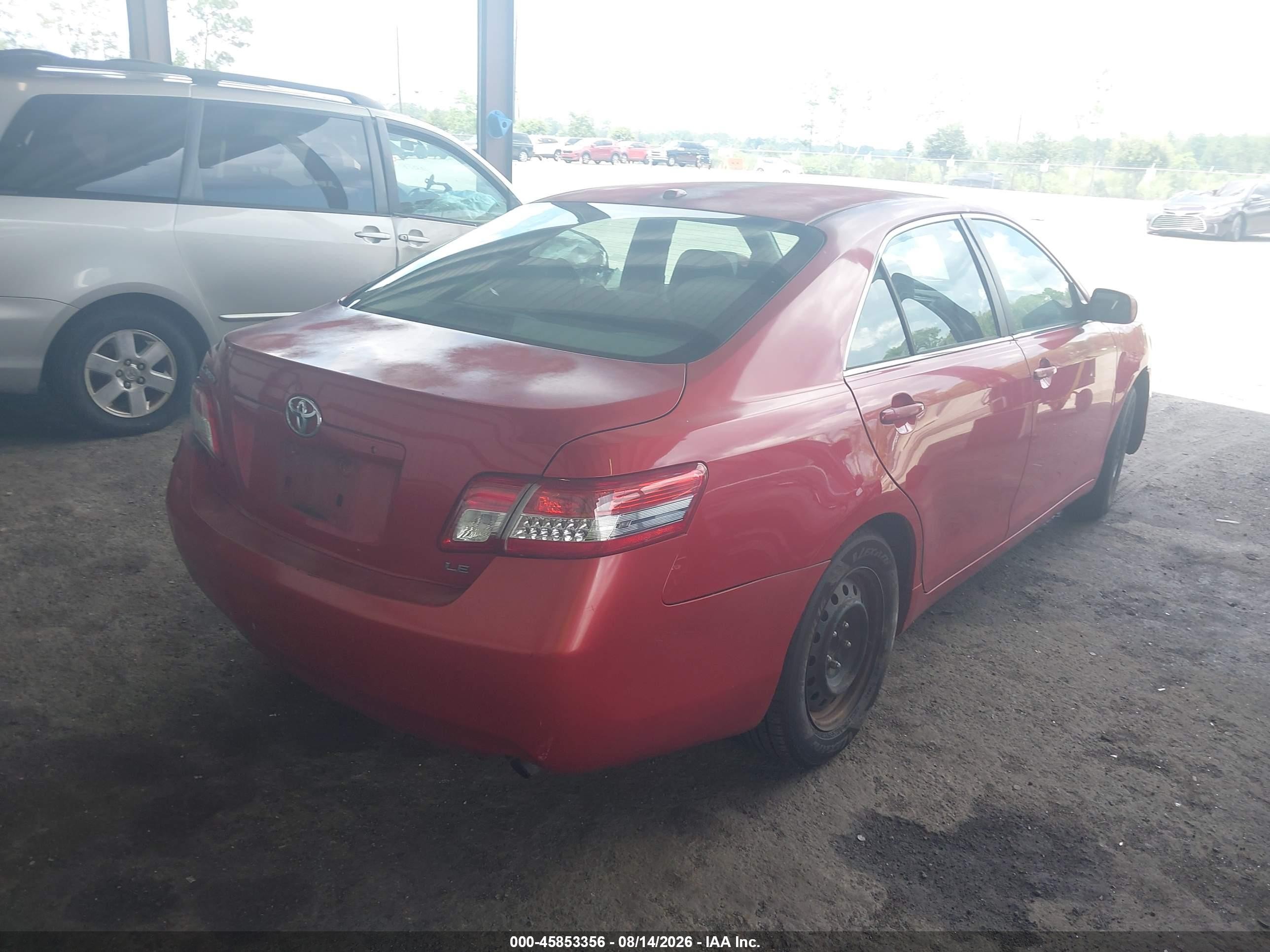 2011 Toyota Camry Le Red vin: 4T1BF3EK7BU691263