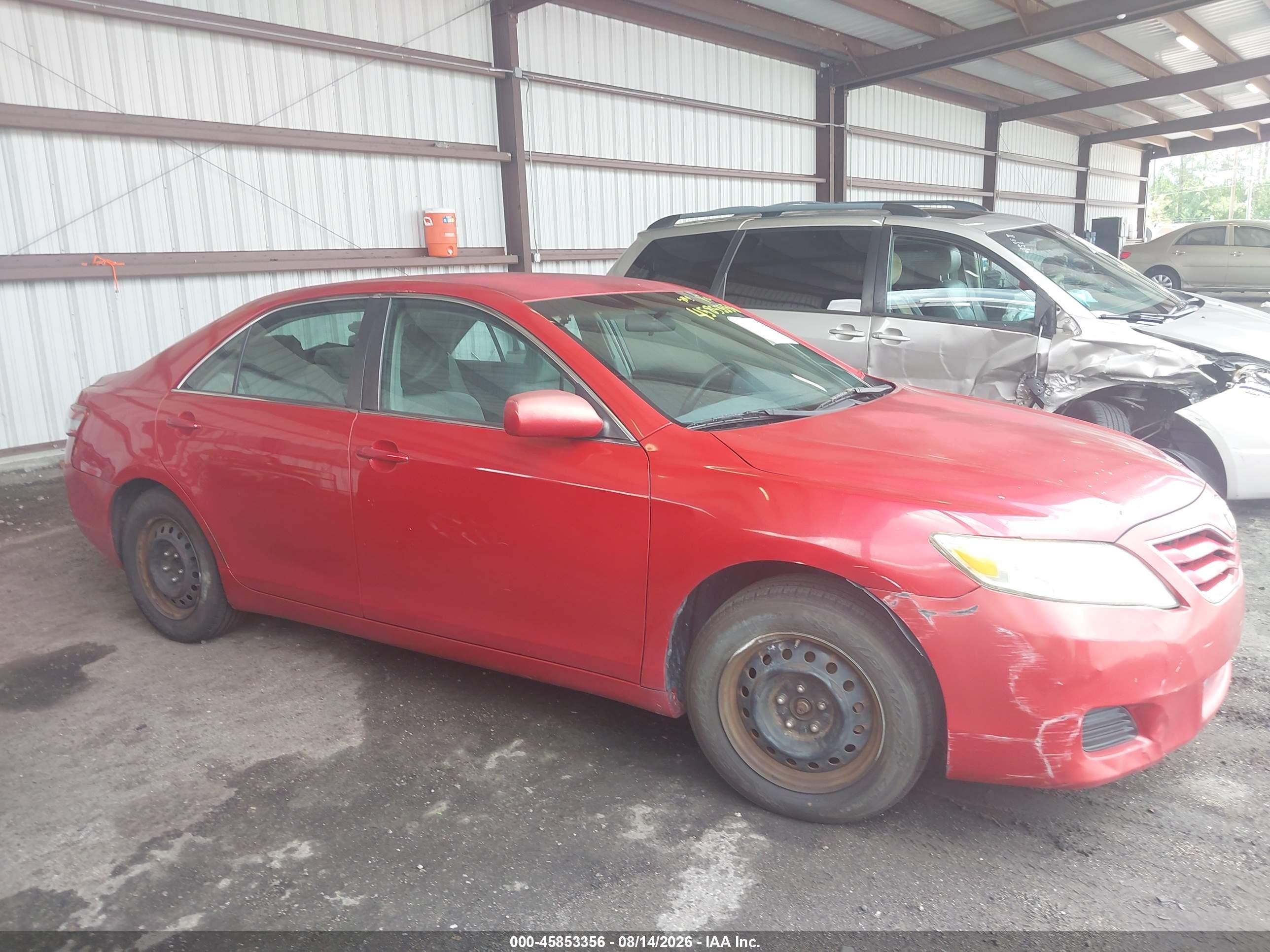 2011 Toyota Camry Le Red vin: 4T1BF3EK7BU691263