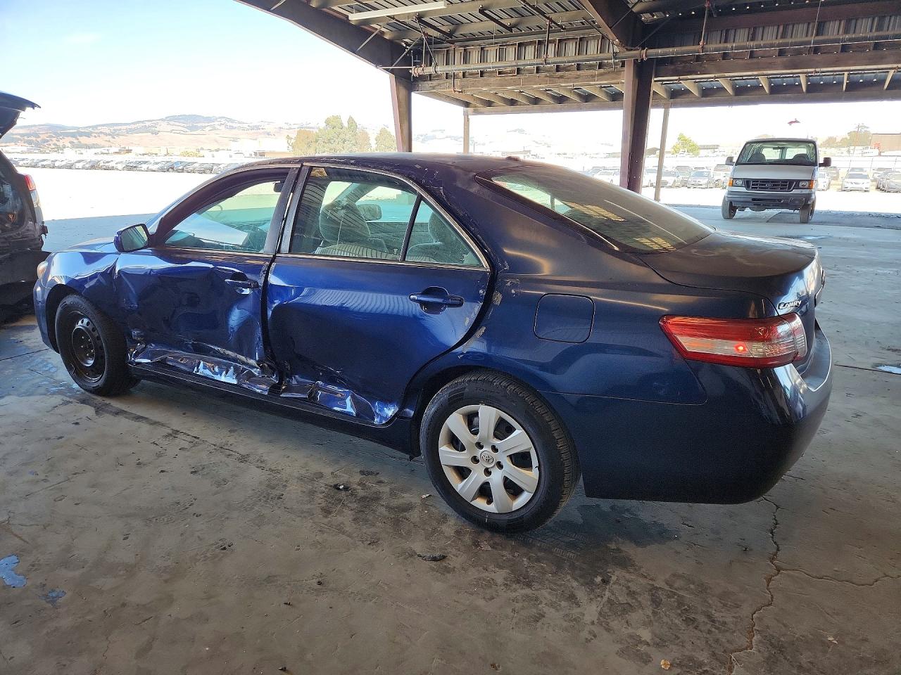 2011 Toyota Camry Blue vin: 4T1BF3EK7BU691361