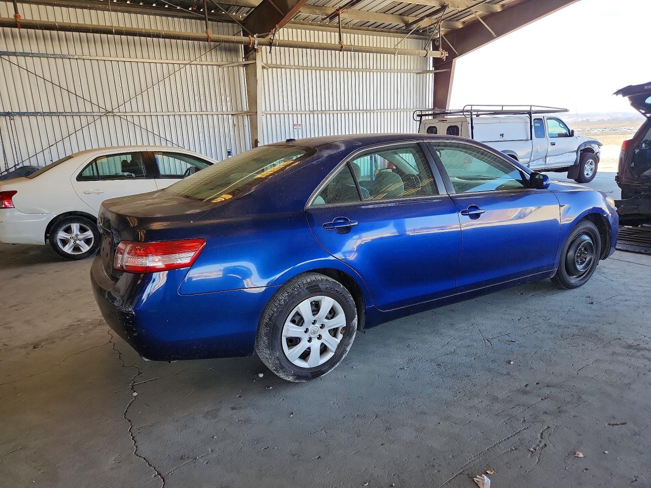 2011 Toyota Camry Blue vin: 4T1BF3EK7BU691361