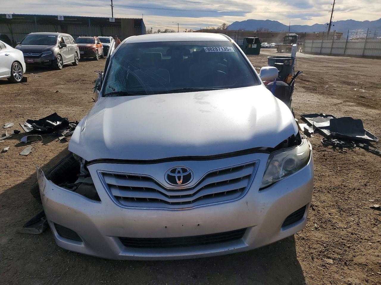2011 Toyota Camry Base Silver vin: 4T1BF3EK7BU694583