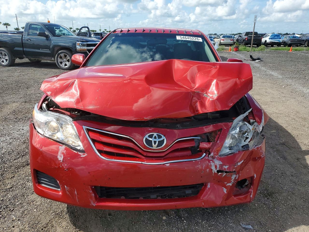2011 Toyota Camry Le Red vin: 4T1BF3EK7BU696981