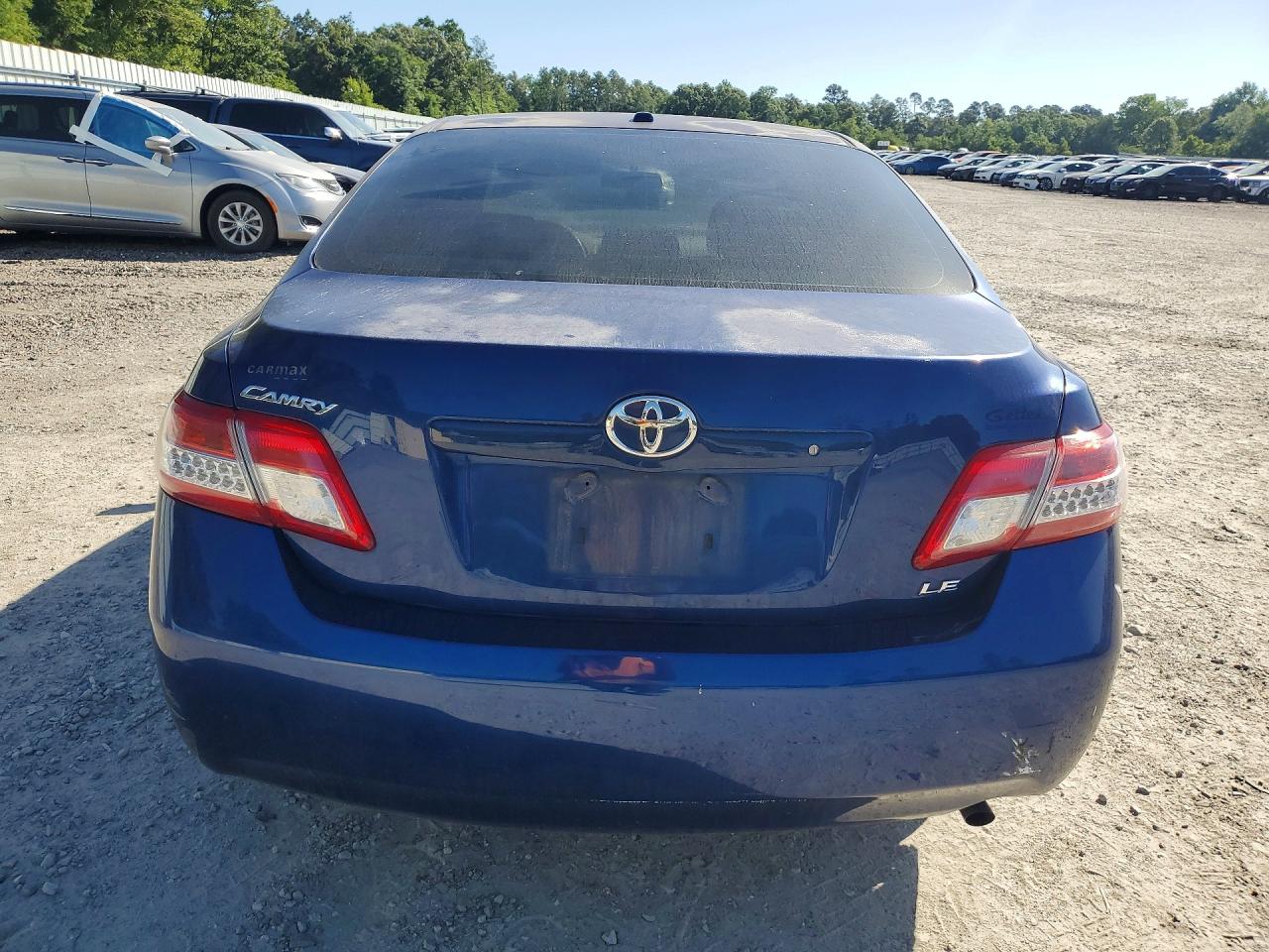 2011 Toyota Camry Le Blue vin: 4T1BF3EK7BU698410