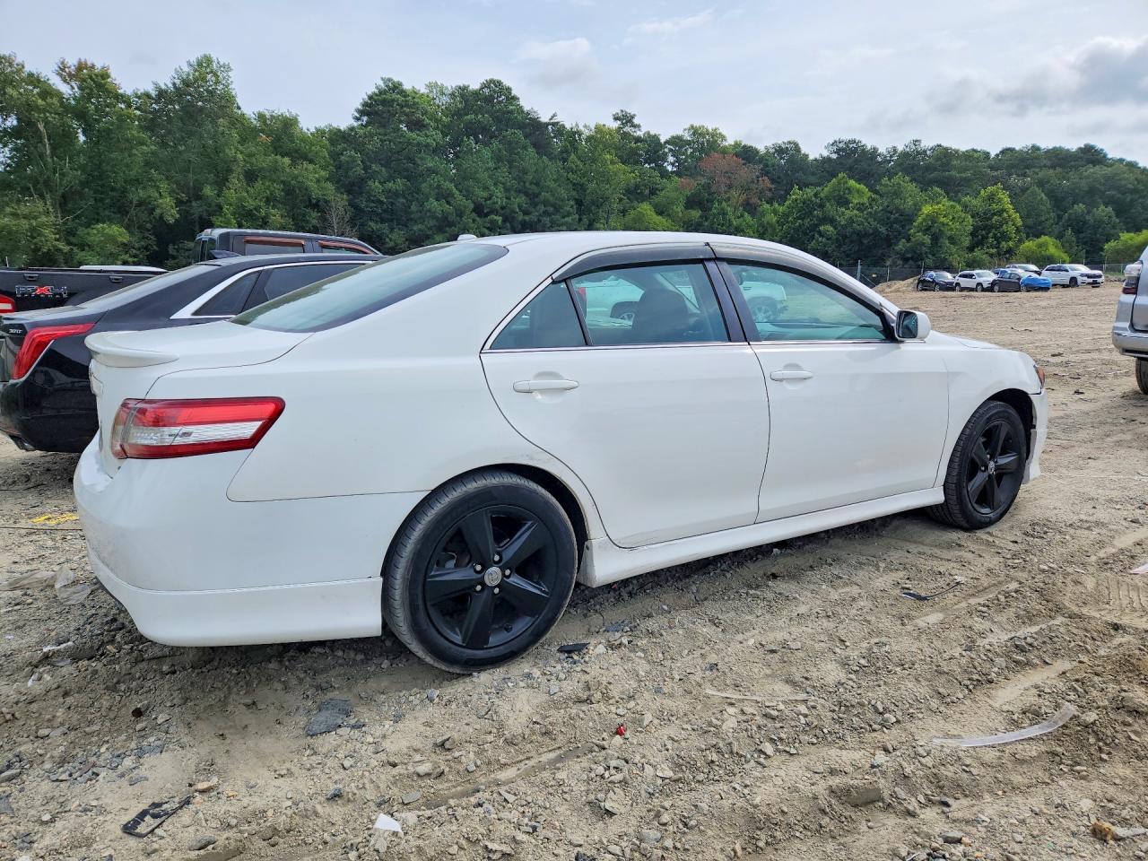 2011 Toyota Camry Se White vin: 4T1BF3EK7BU704948