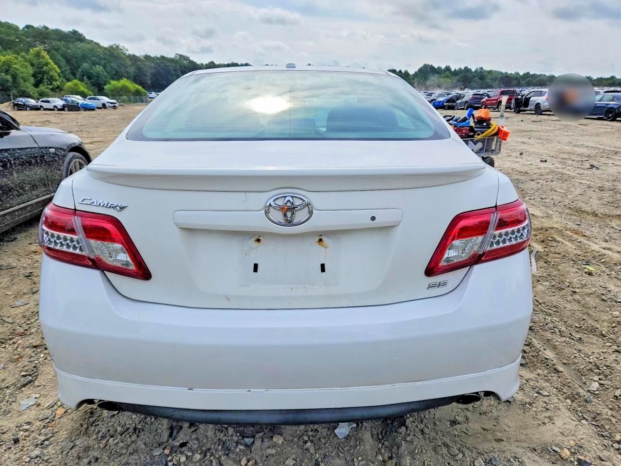 2011 Toyota Camry Se White vin: 4T1BF3EK7BU704948