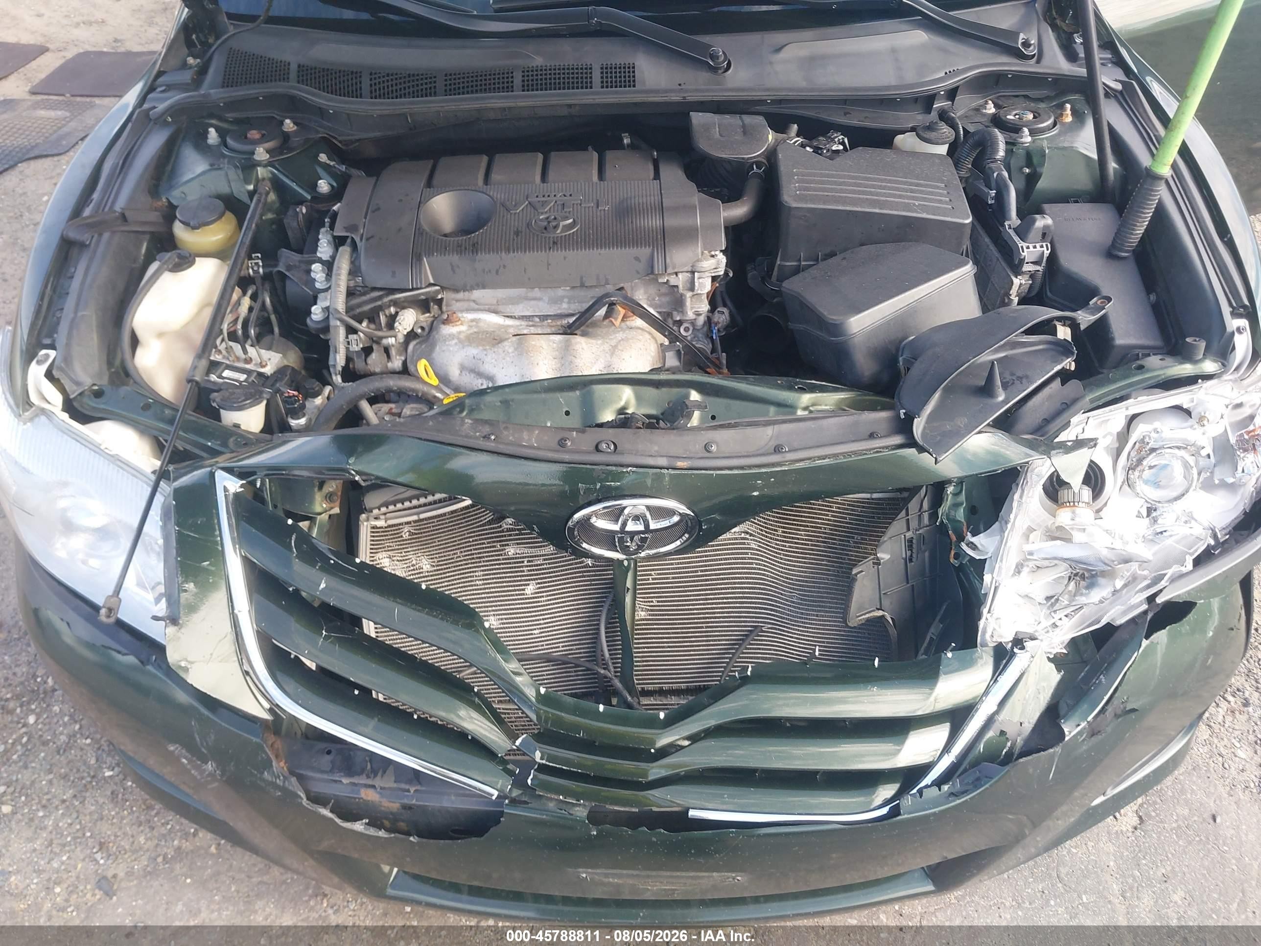 2011 Toyota Camry Le Green vin: 4T1BF3EK7BU706389