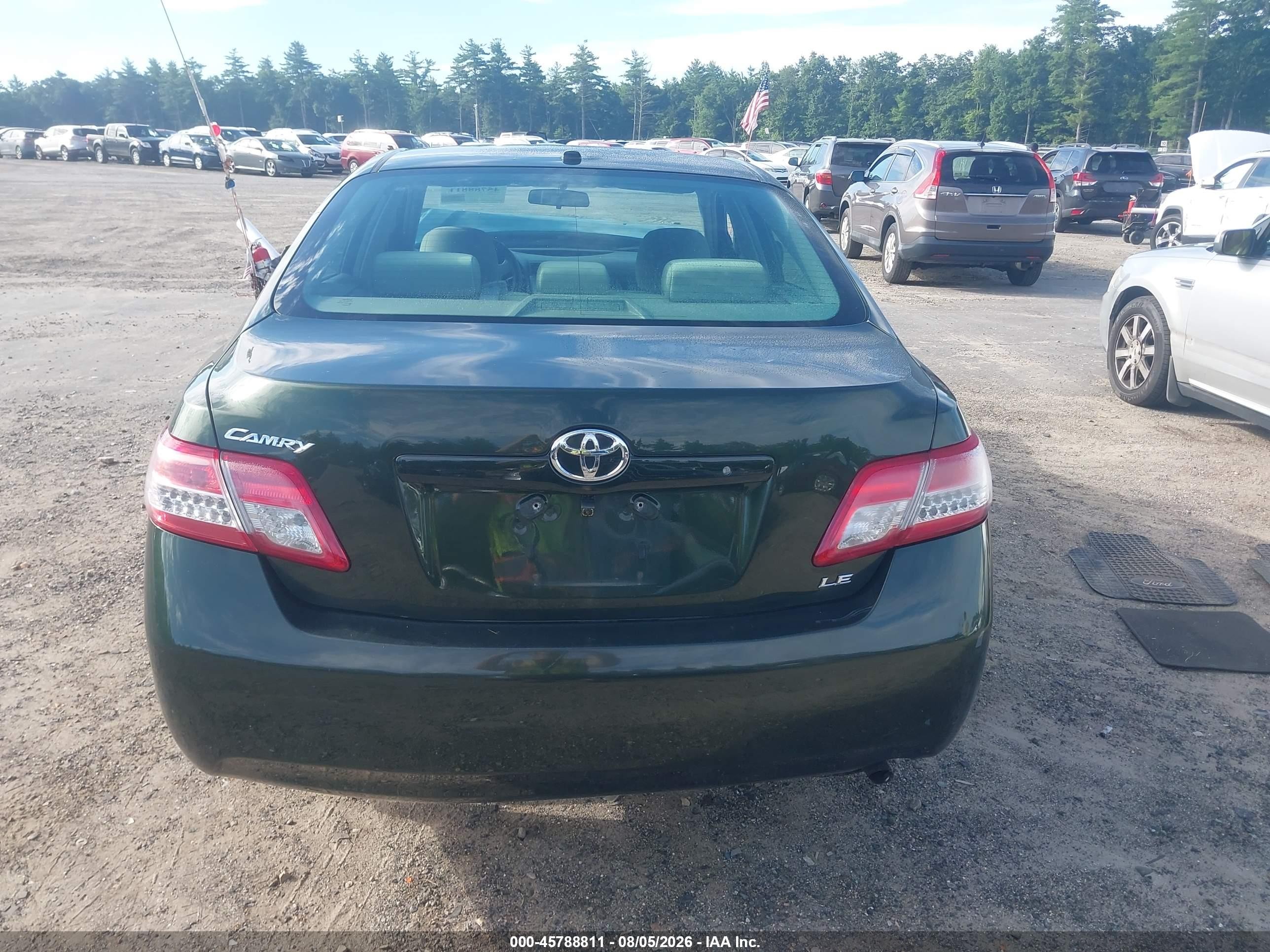 2011 Toyota Camry Le Green vin: 4T1BF3EK7BU706389