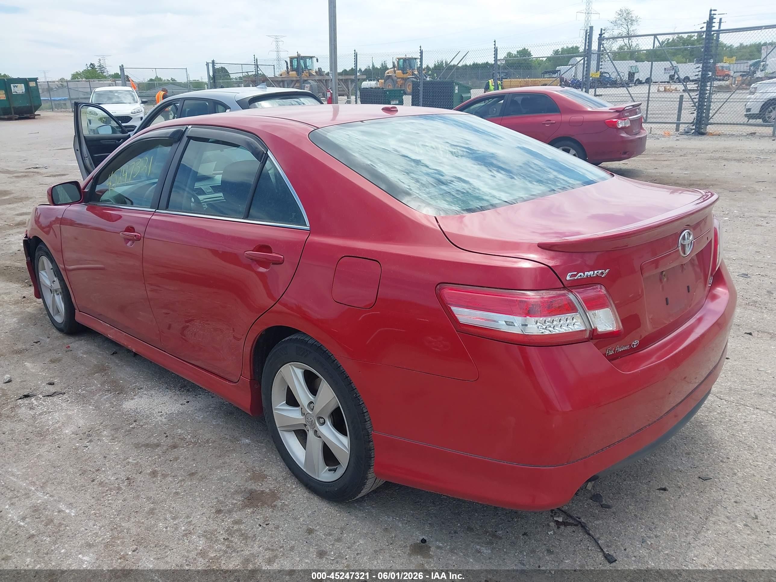 2011 Toyota Camry Se Red vin: 4T1BF3EK7BU712306