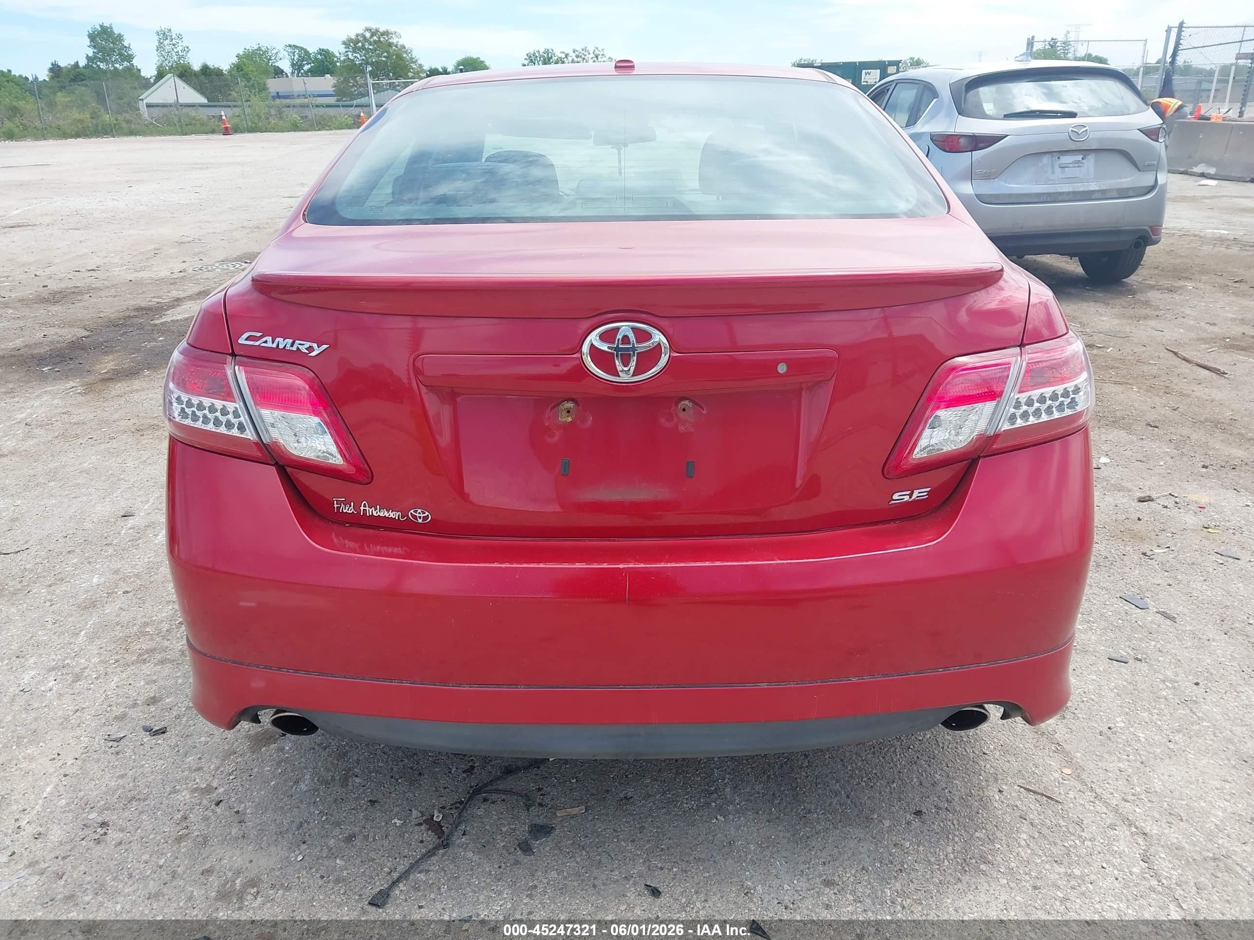 2011 Toyota Camry Se Red vin: 4T1BF3EK7BU712306