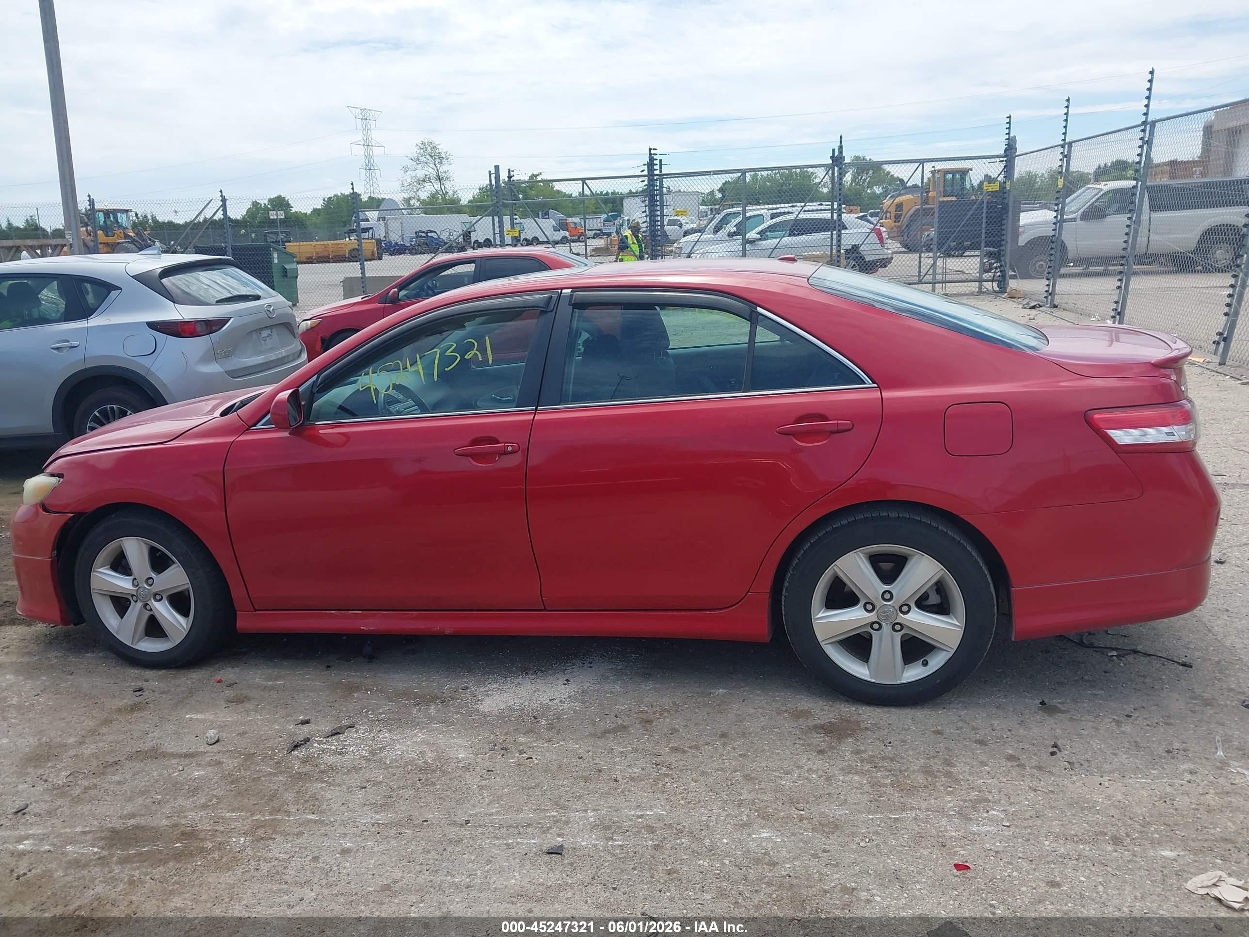 2011 Toyota Camry Se Red vin: 4T1BF3EK7BU712306