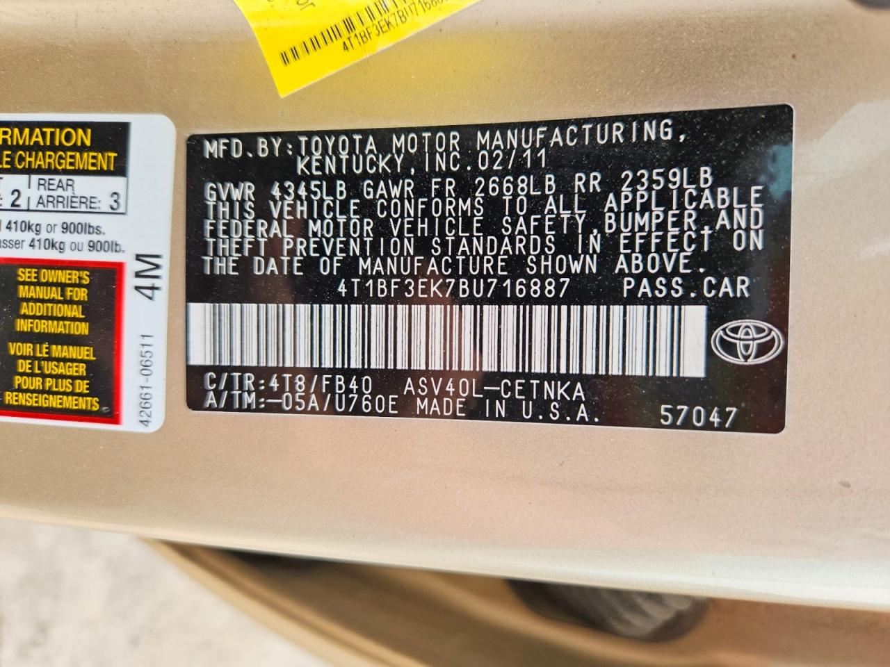 2011 Toyota Camry Le Gold vin: 4T1BF3EK7BU716887