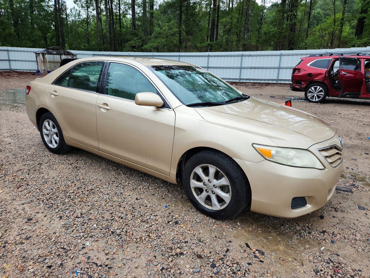 2011 Toyota Camry Le Золотой vin: 4T1BF3EK7BU735309