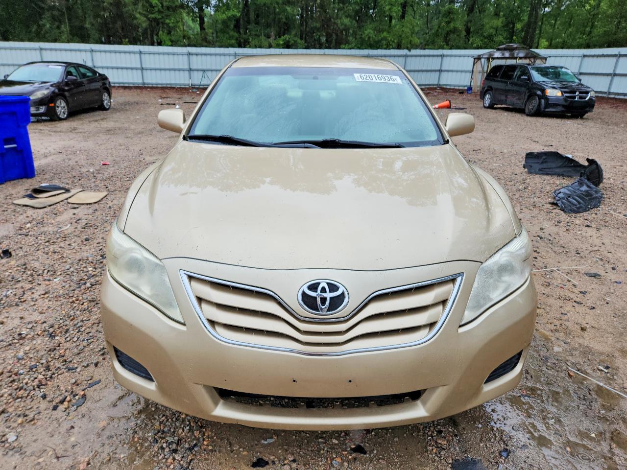 2011 Toyota Camry Le Золотой vin: 4T1BF3EK7BU735309