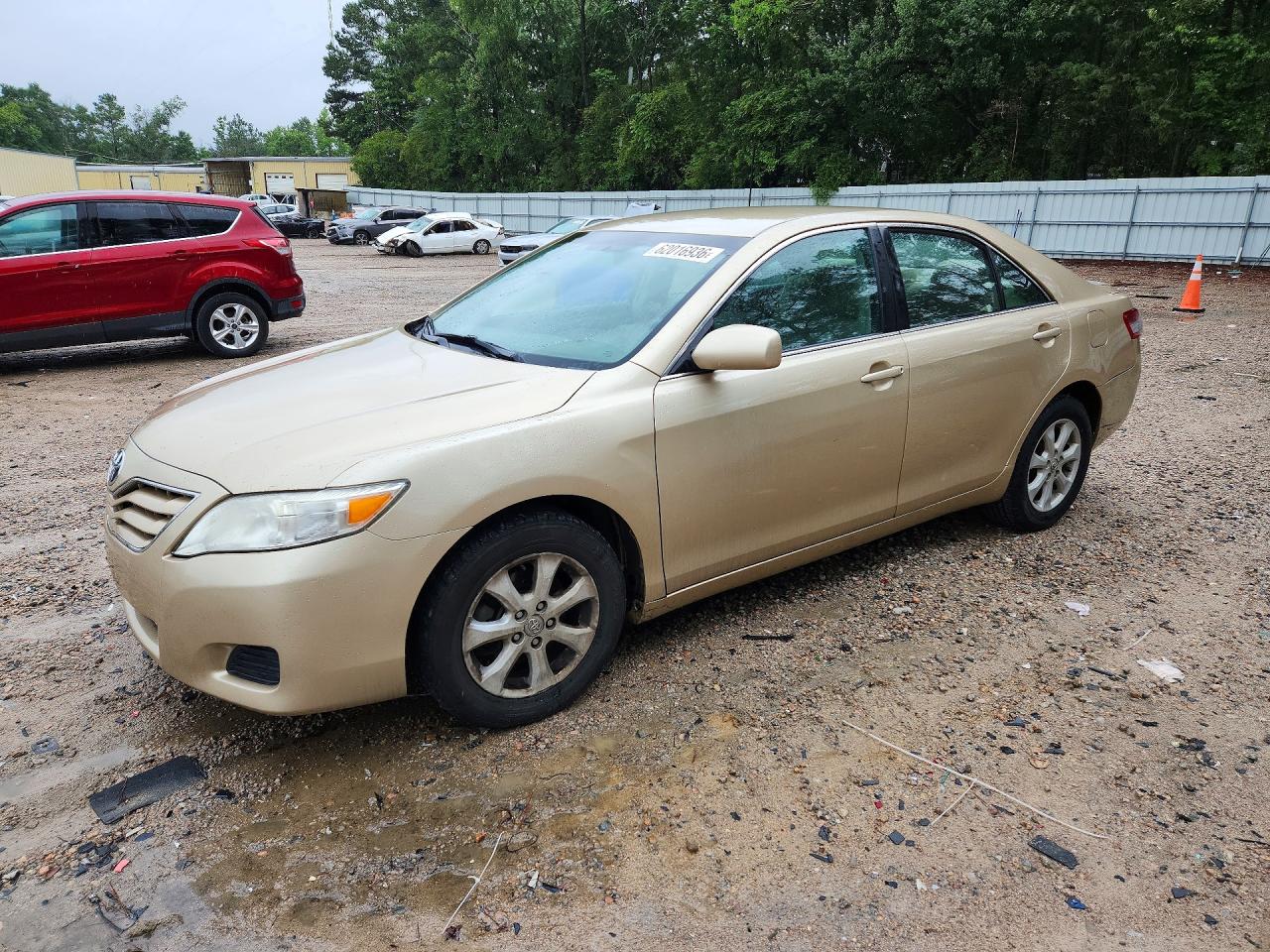 2011 Toyota Camry Le Золотой vin: 4T1BF3EK7BU735309