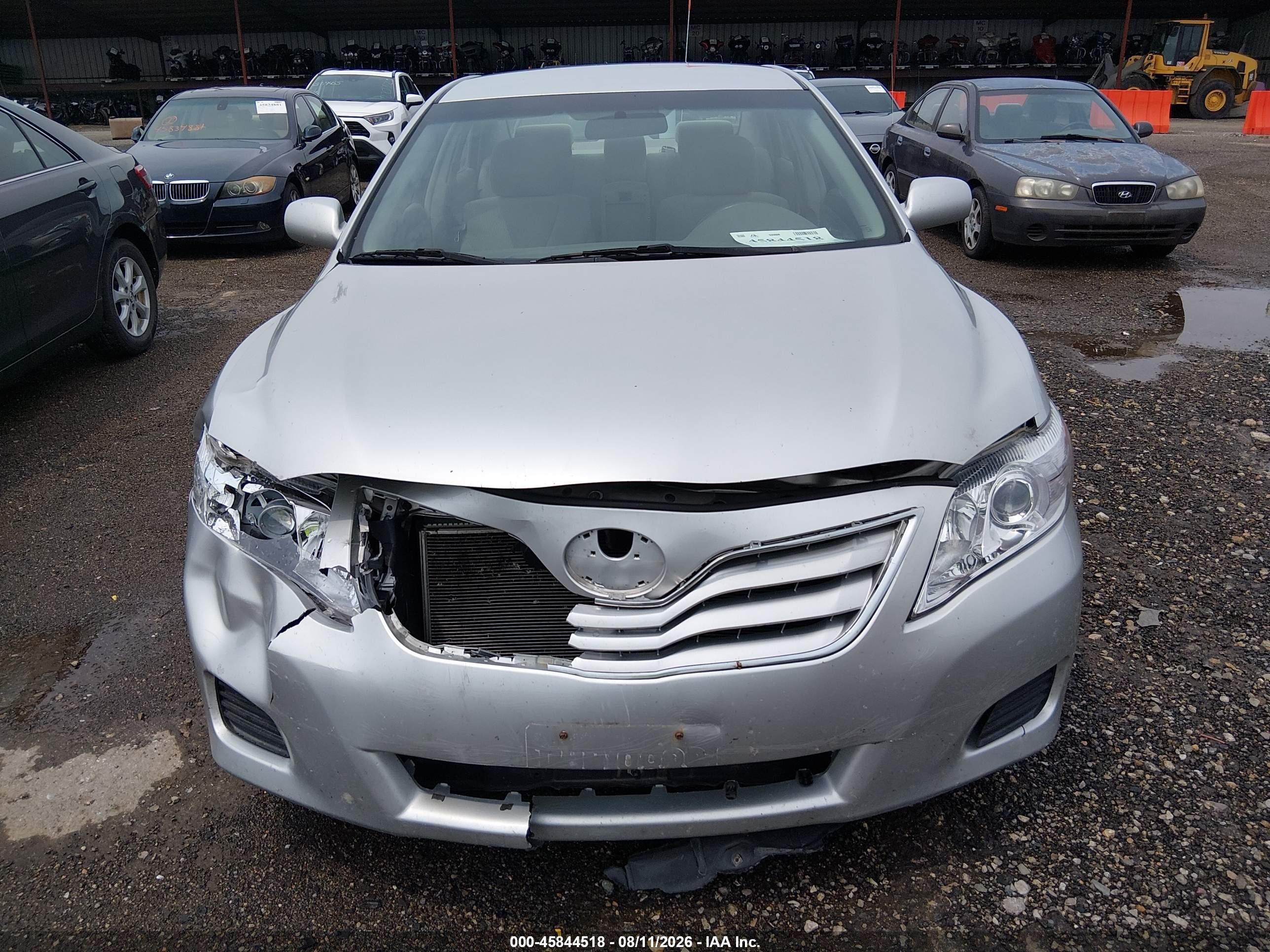 2011 Toyota Camry Le Серебряный vin: 4T1BF3EK7BU737612