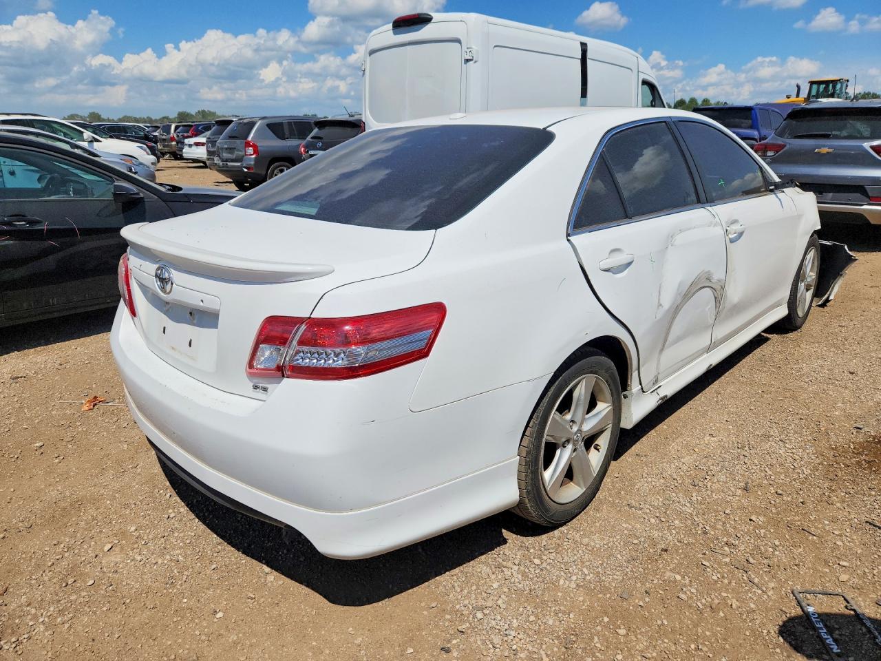 2011 Toyota Camry Se White vin: 4T1BF3EK7BU738128