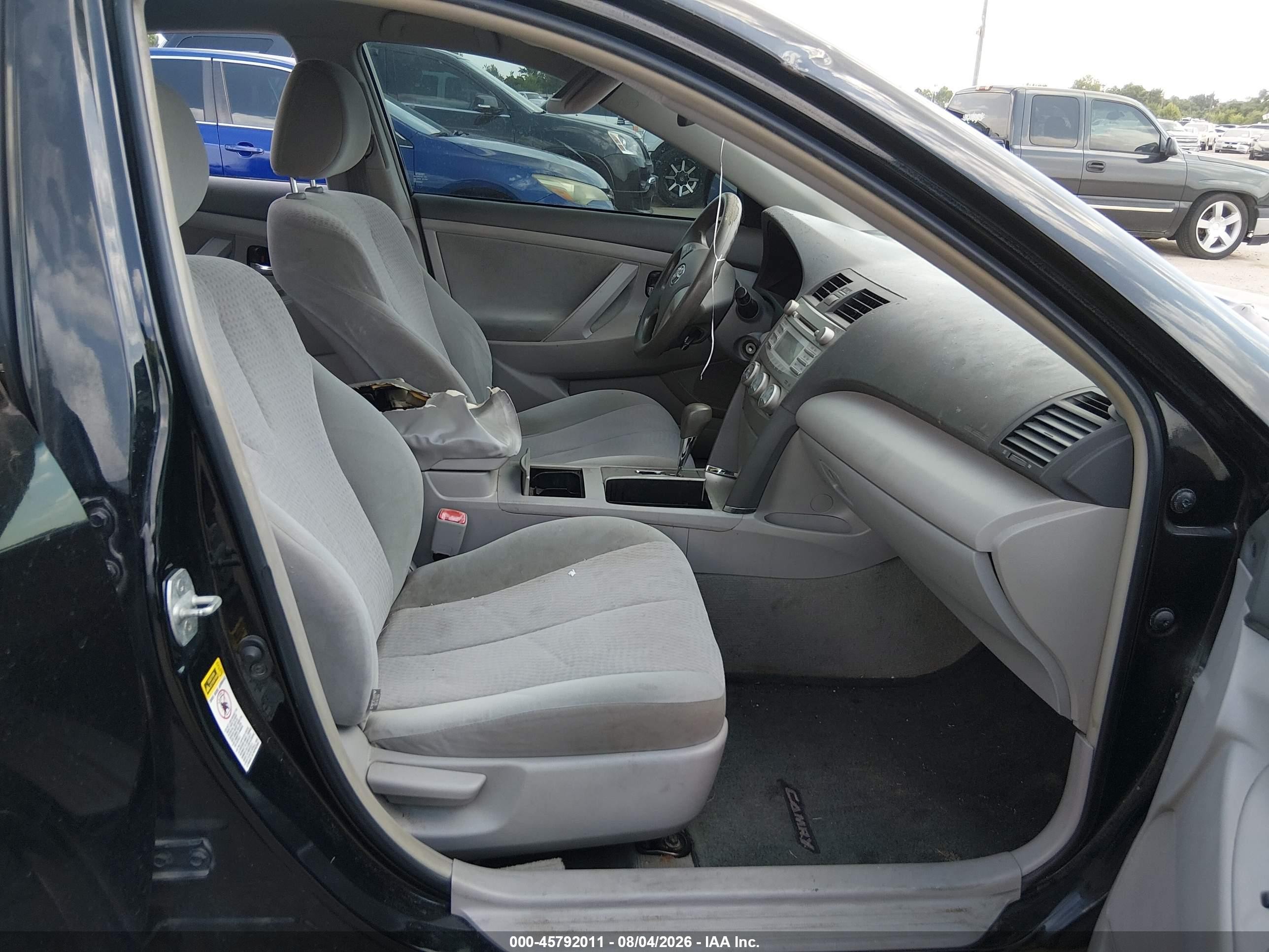 2011 Toyota Camry Le Black vin: 4T1BF3EK7BU738582