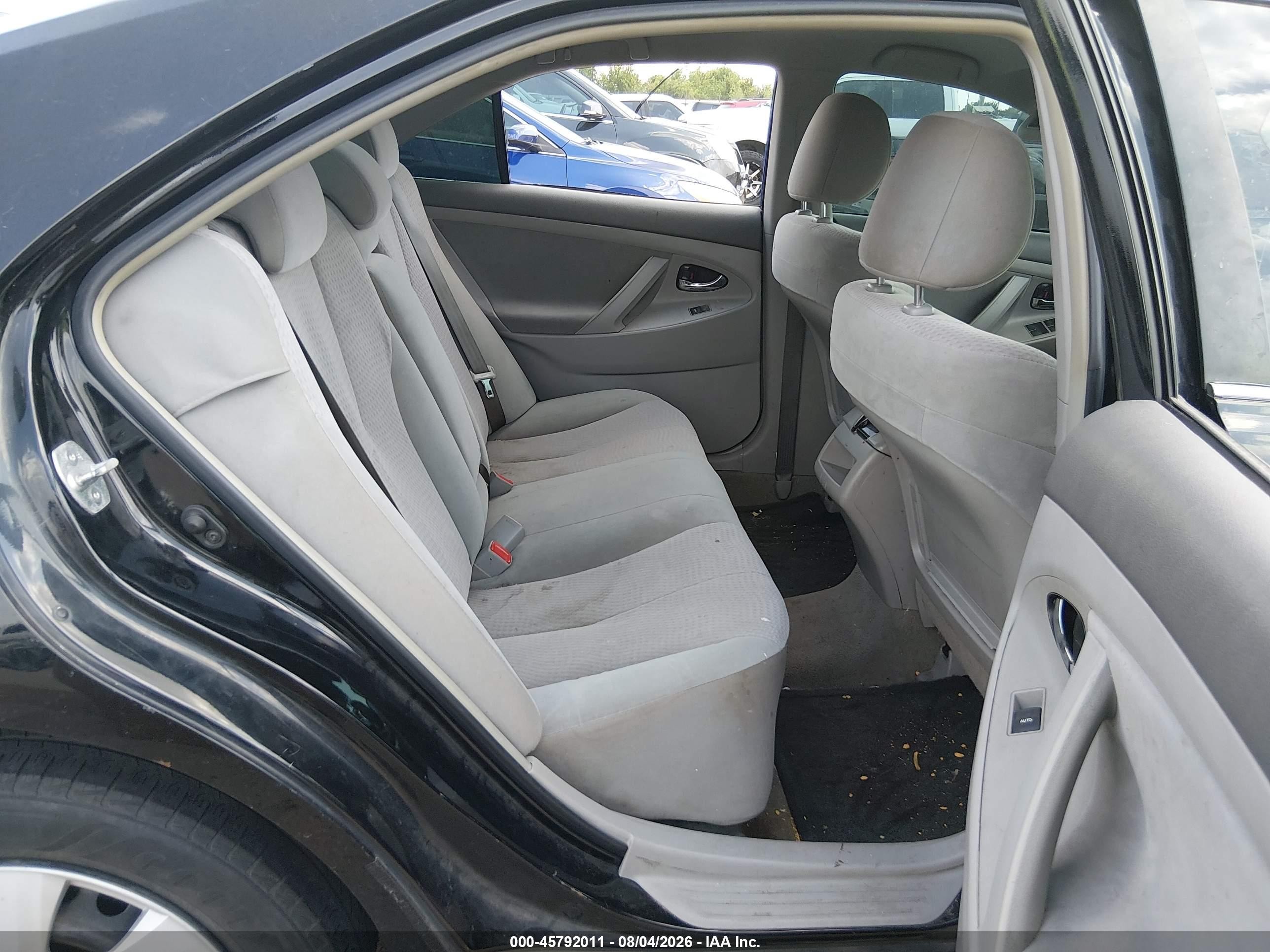 2011 Toyota Camry Le Black vin: 4T1BF3EK7BU738582