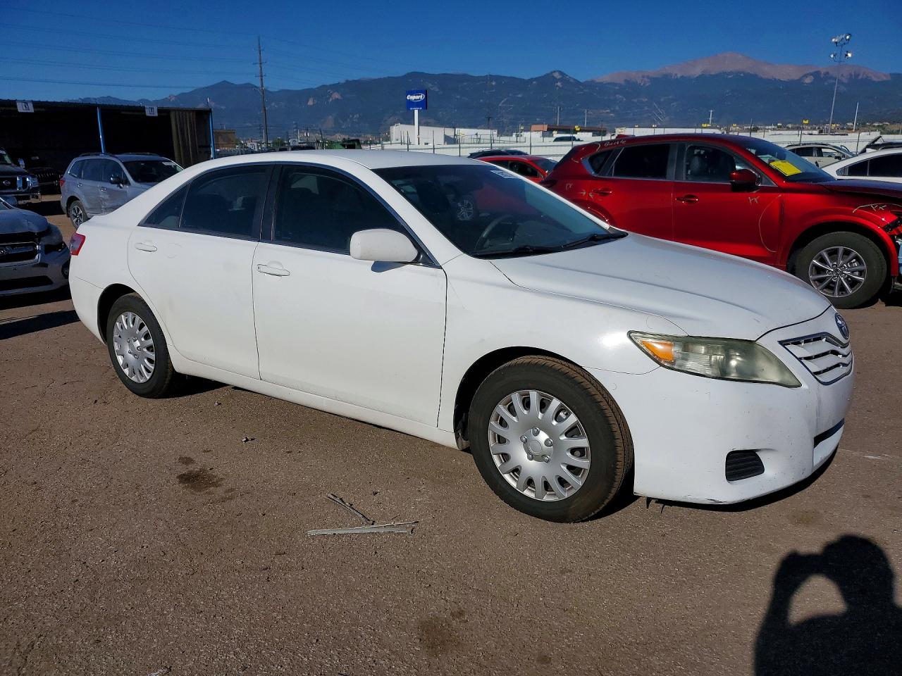 2011 Toyota Camry Base White vin: 4T1BF3EK7BU747654
