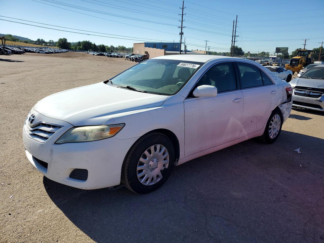 2011 Toyota Camry Base White vin: 4T1BF3EK7BU747654