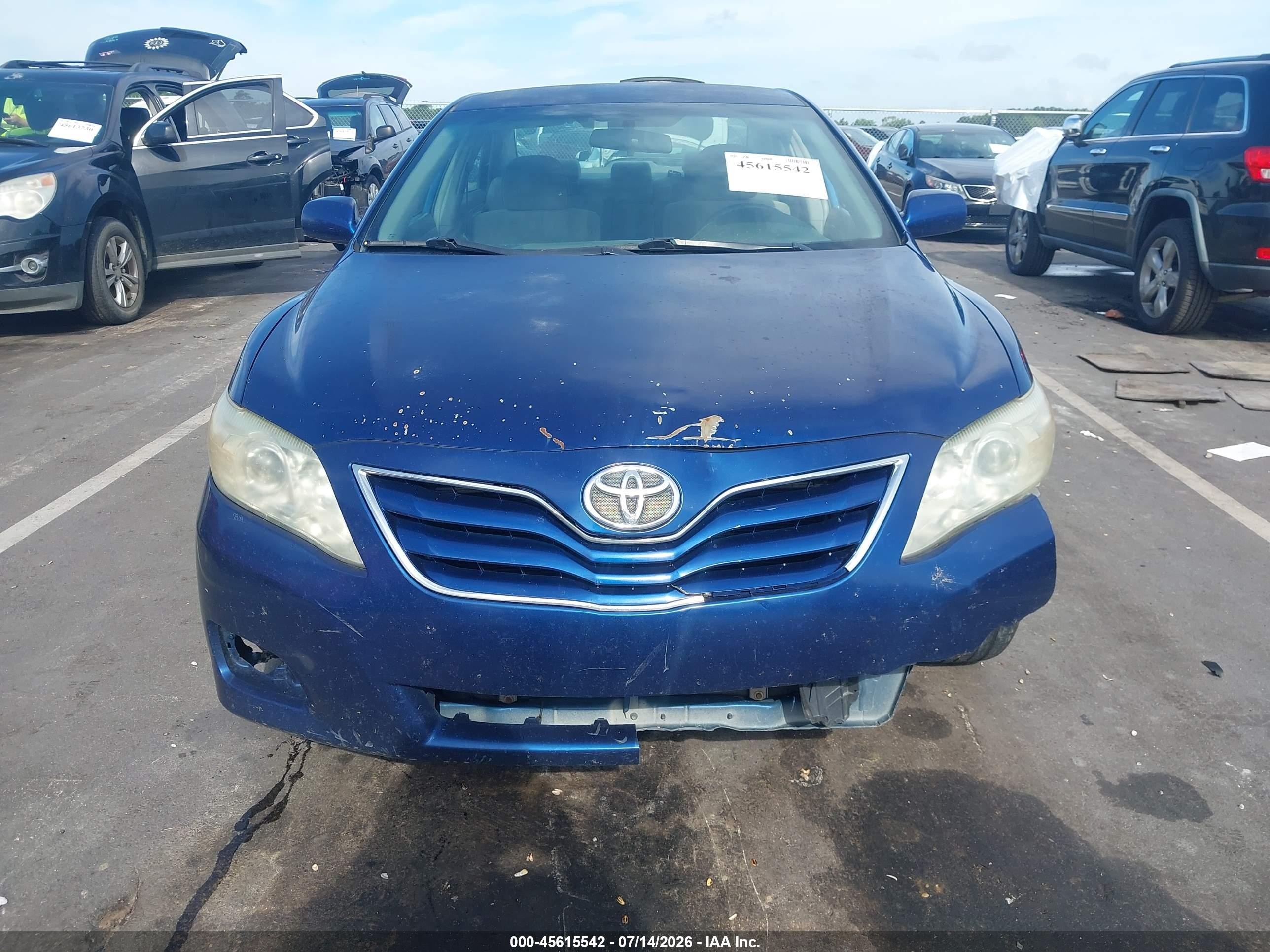 2011 Toyota Camry Le Blue vin: 4T1BF3EK7BU767421