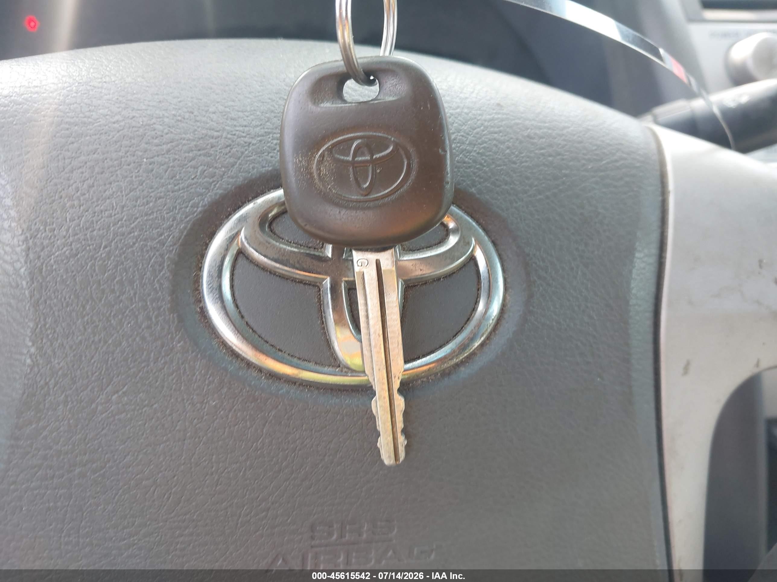 2011 Toyota Camry Le Blue vin: 4T1BF3EK7BU767421