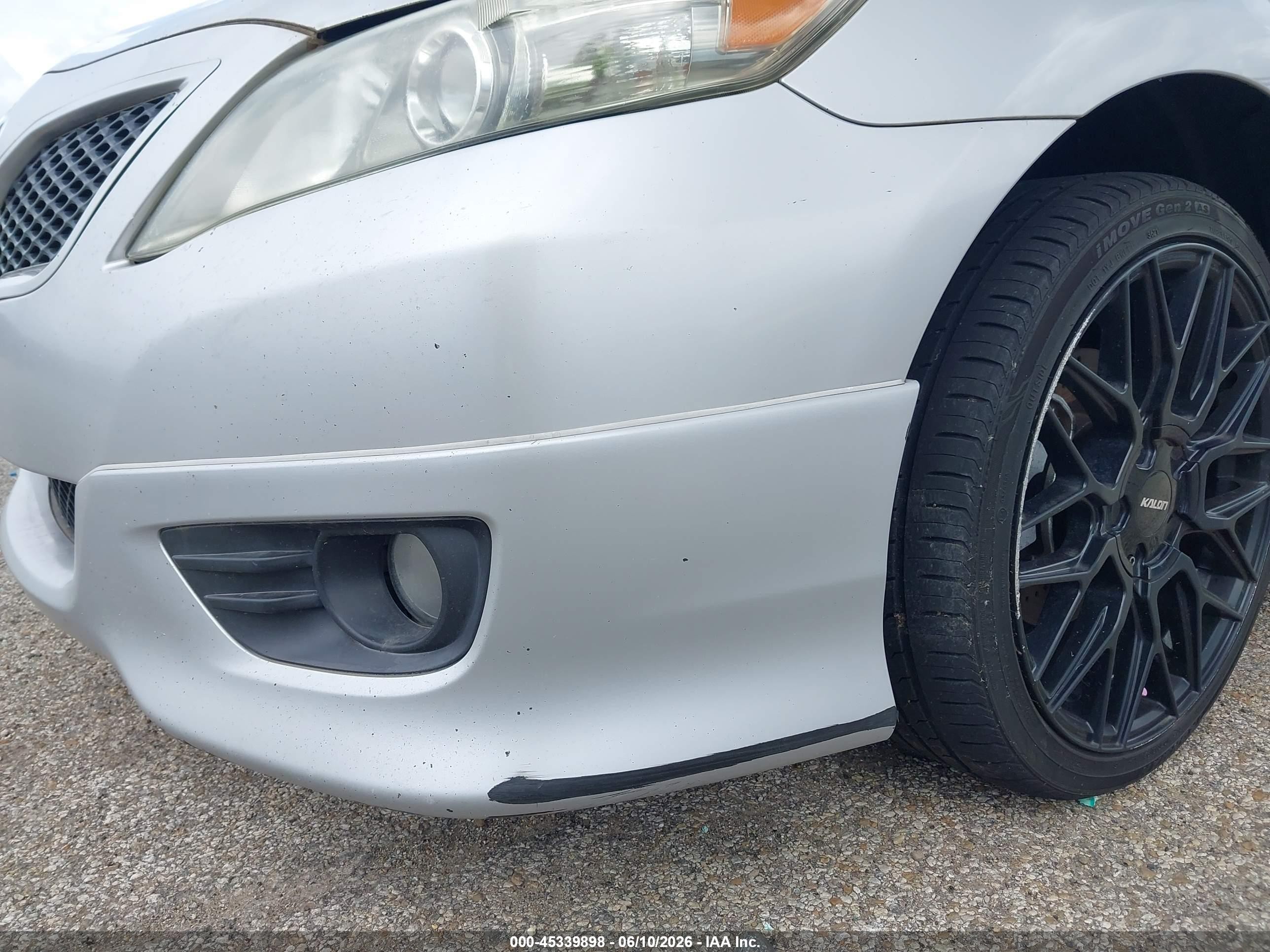 2010 Toyota Camry Se Silver vin: 4T1BF3EK8AU019646
