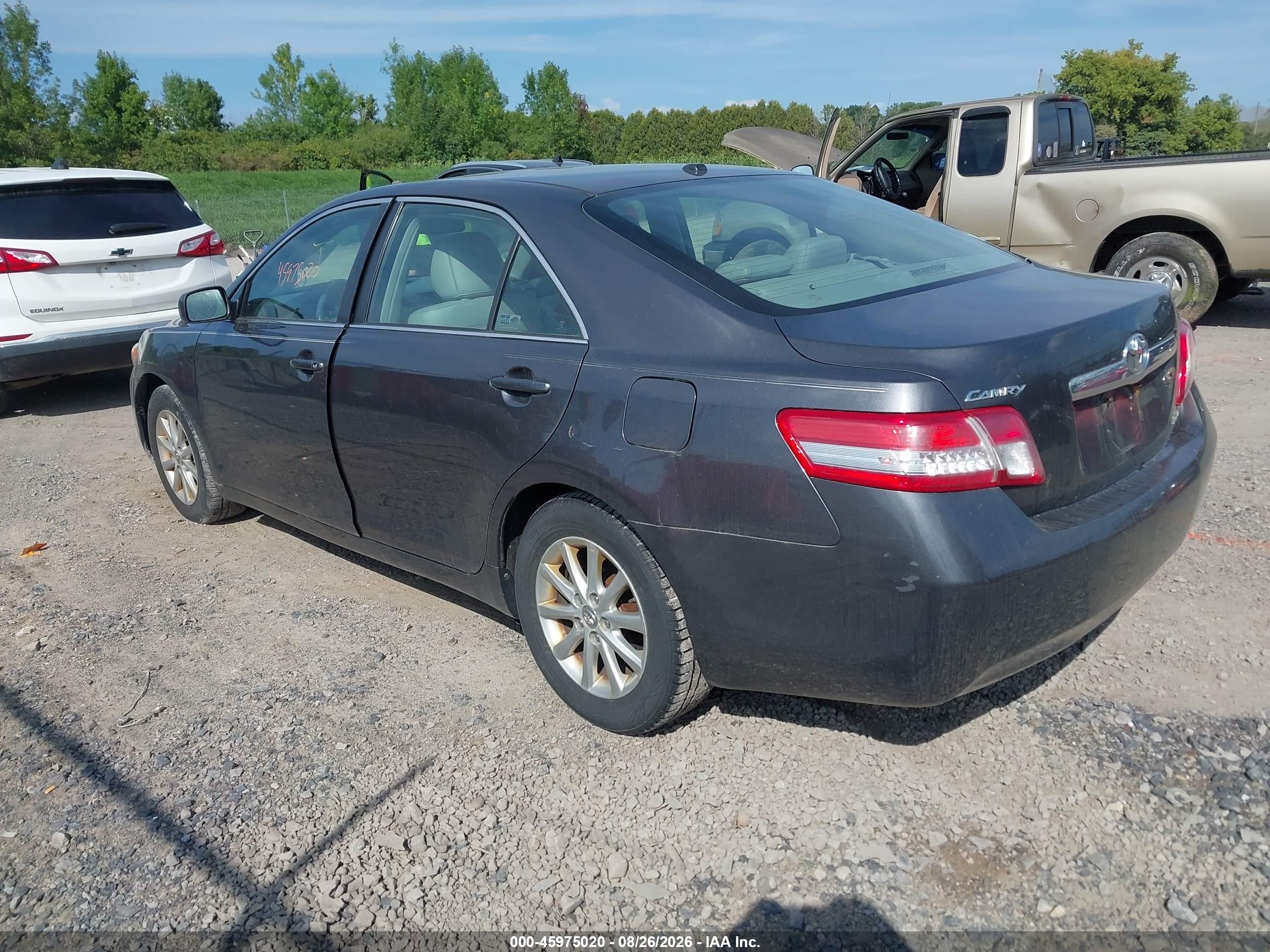 2010 Toyota Camry Xle Серый vin: 4T1BF3EK8AU035930