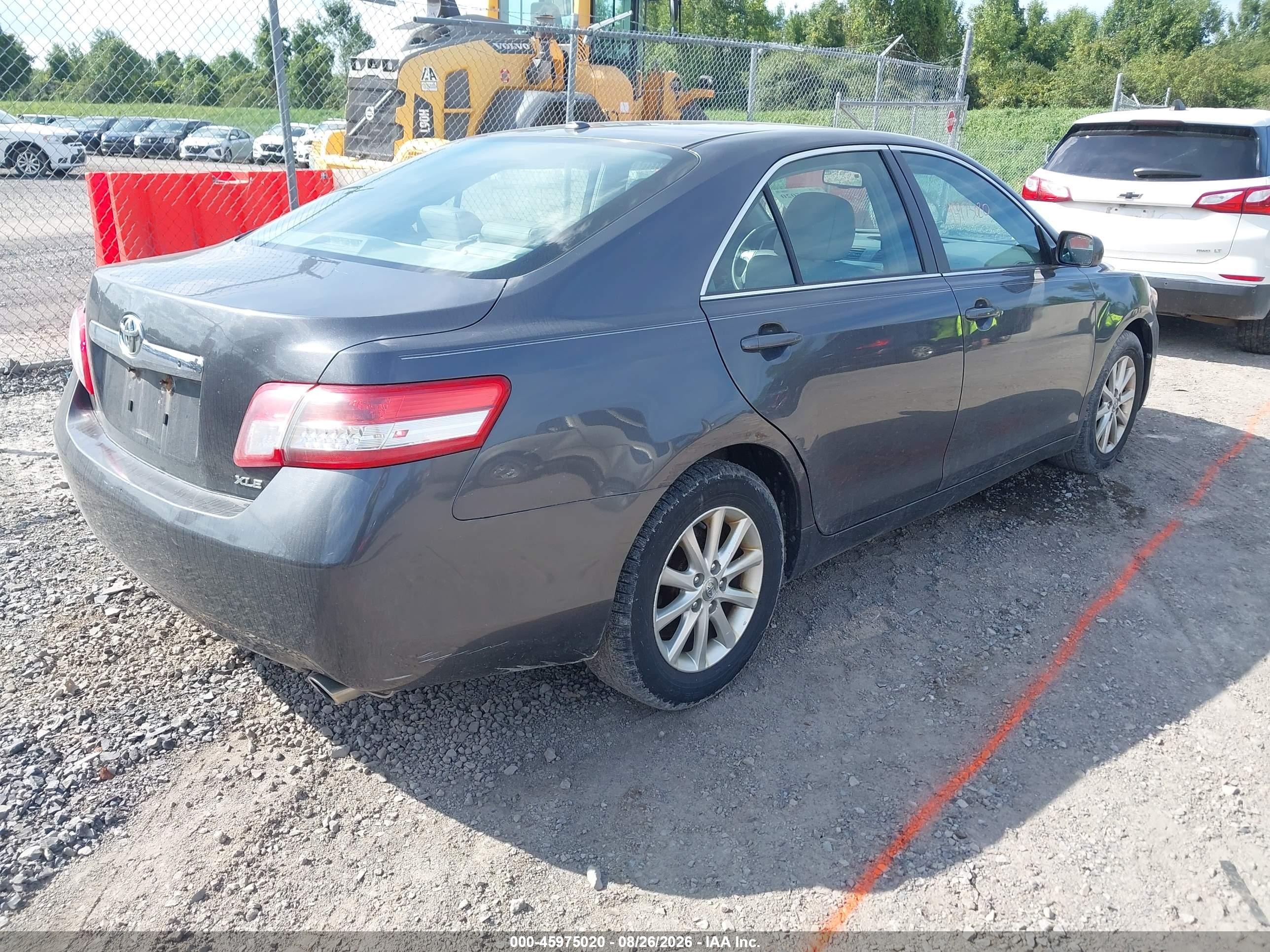 2010 Toyota Camry Xle Серый vin: 4T1BF3EK8AU035930