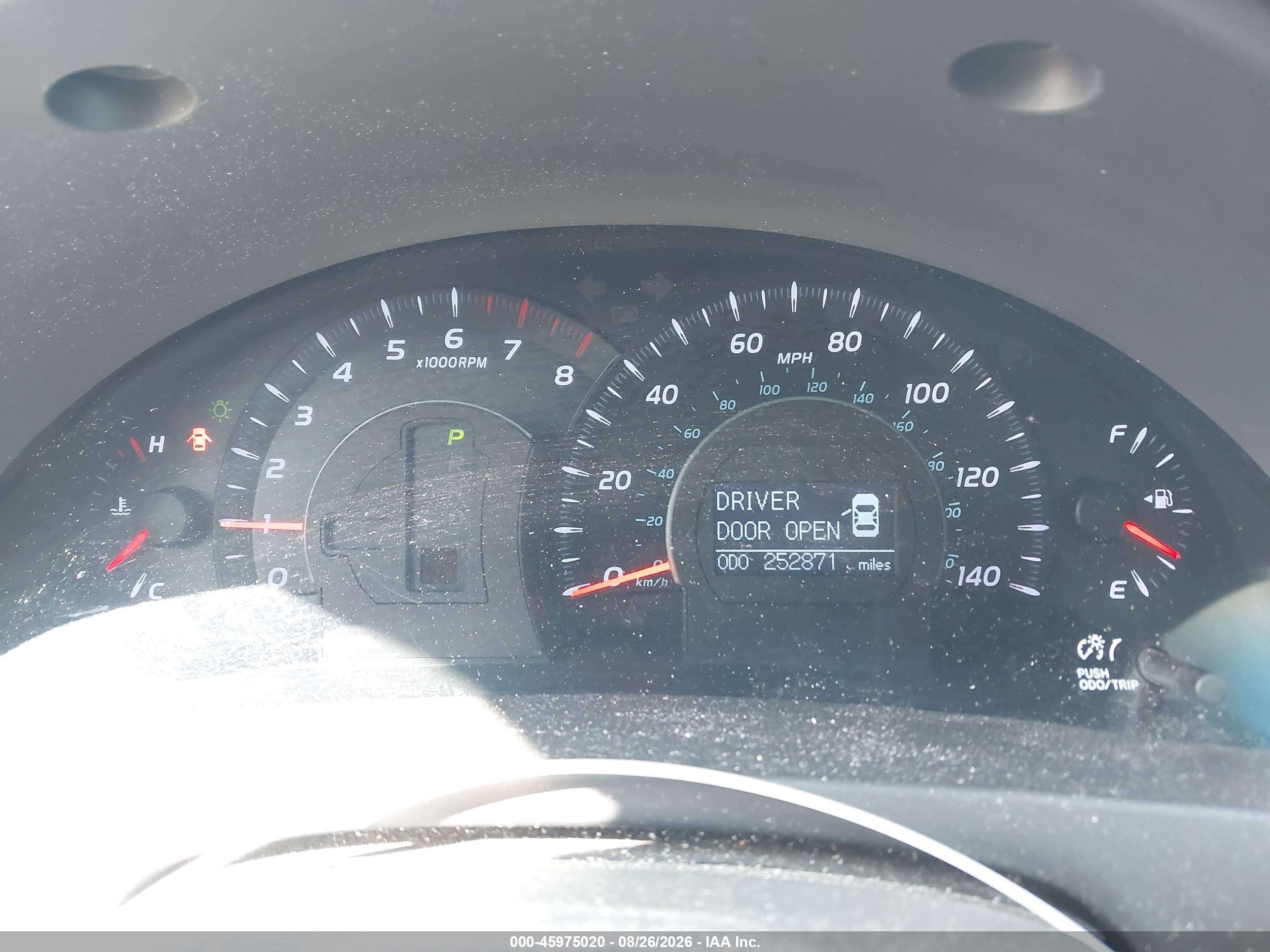 2010 Toyota Camry Xle Серый vin: 4T1BF3EK8AU035930