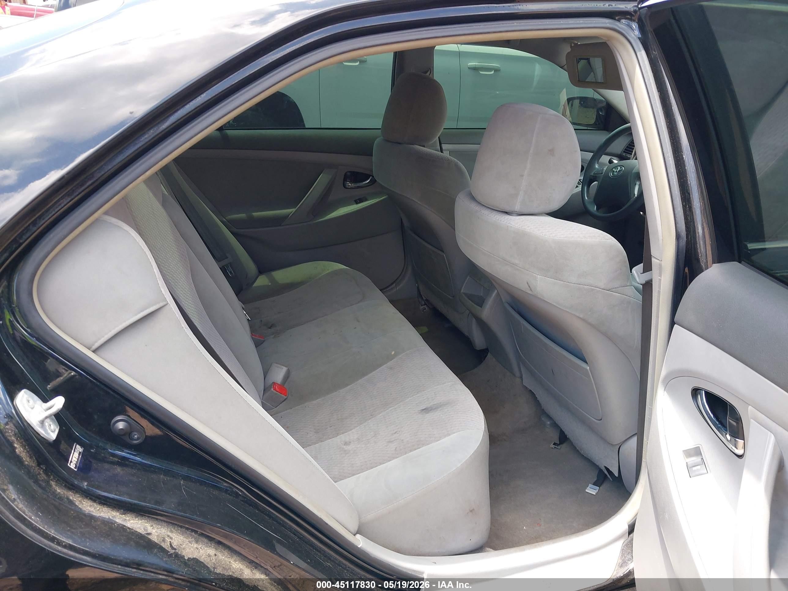 2010 Toyota Camry Le Black vin: 4T1BF3EK8AU054090