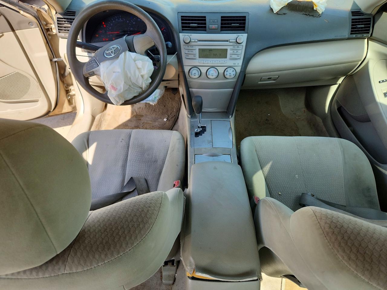 2010 Toyota Camry Le Beige vin: 4T1BF3EK8AU070175