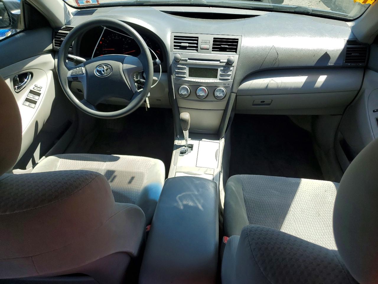 2010 Toyota Camry Le Gray vin: 4T1BF3EK8AU091401