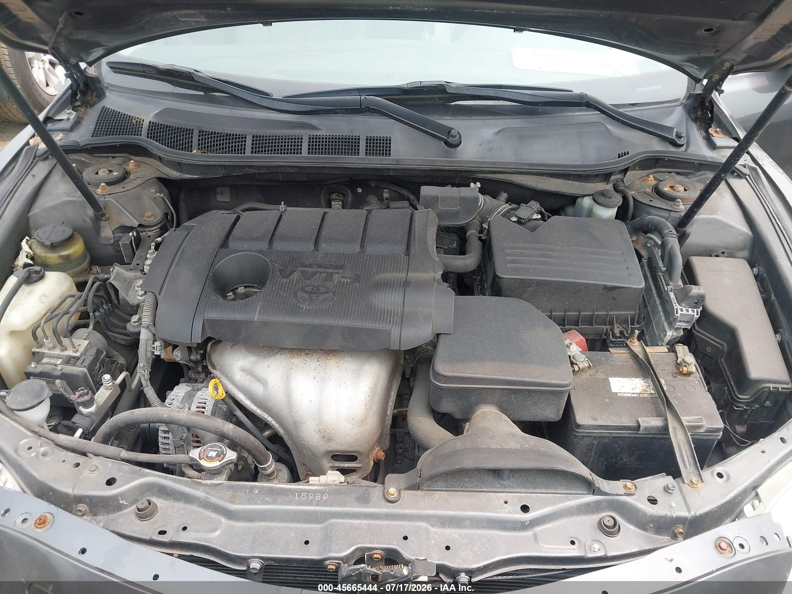 2010 Toyota Camry Le Gray vin: 4T1BF3EK8AU100503