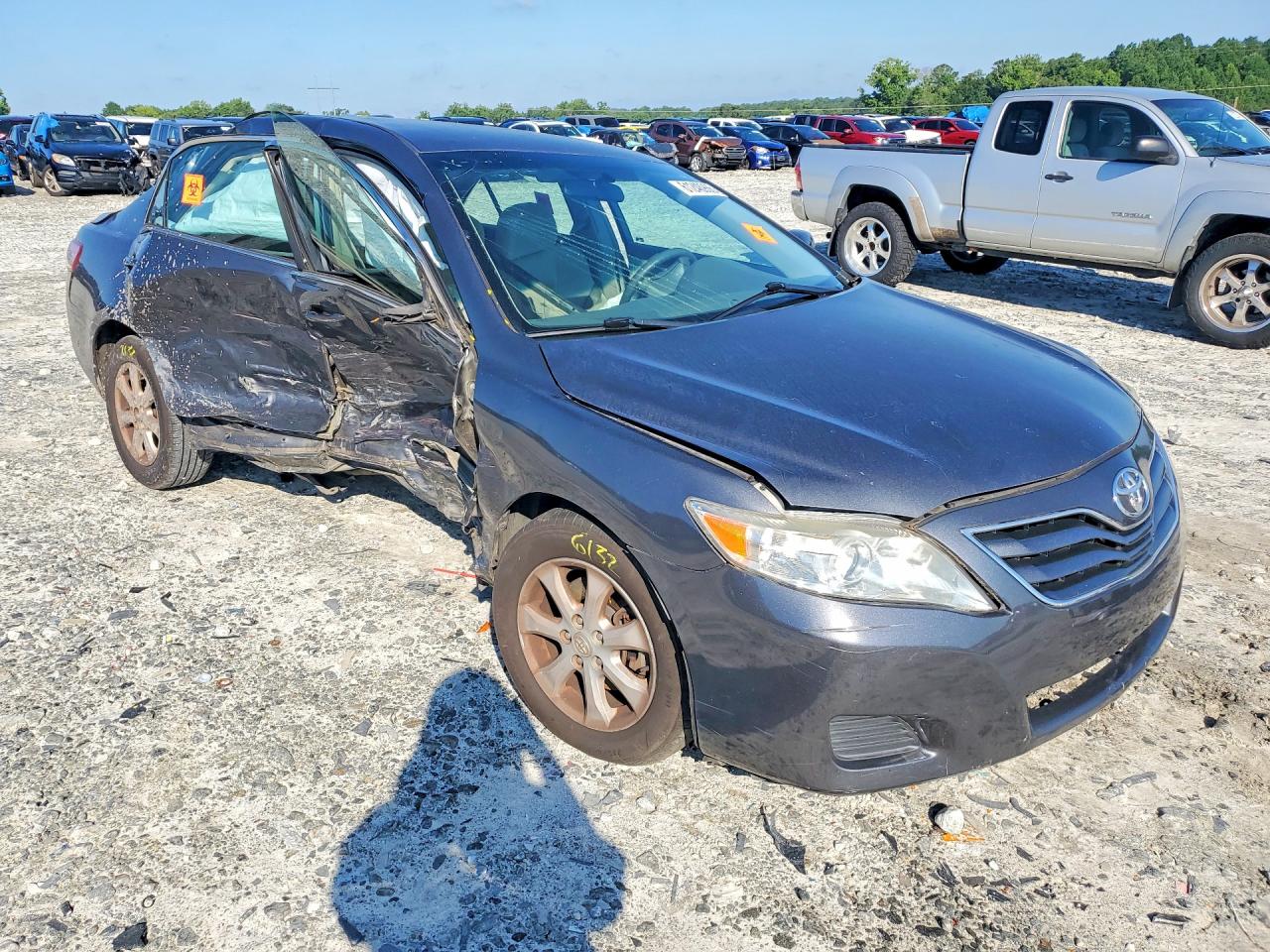 2010 Toyota Camry Le Gray vin: 4T1BF3EK8AU110609