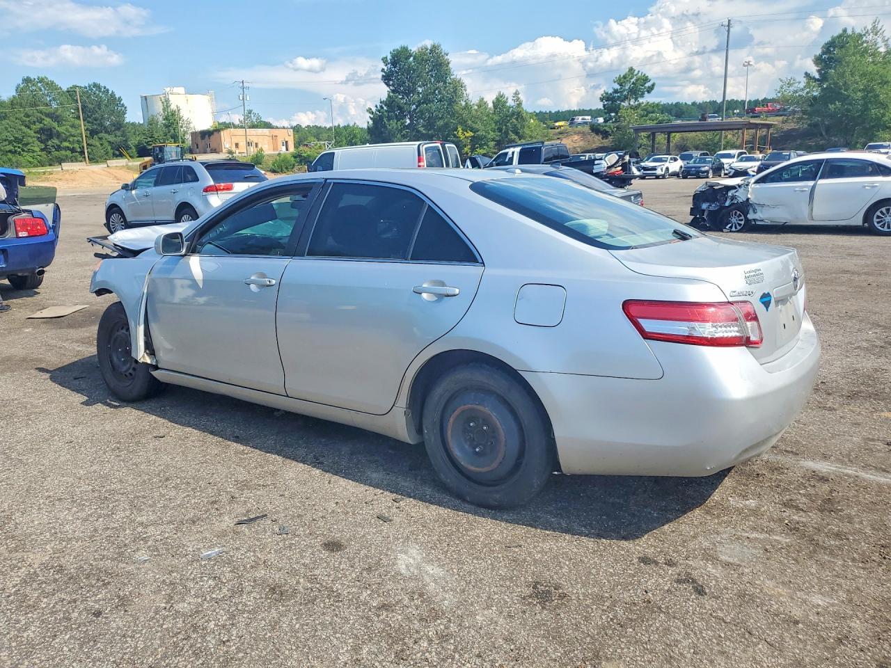 2010 Toyota Camry Se Silver vin: 4T1BF3EK8AU502229
