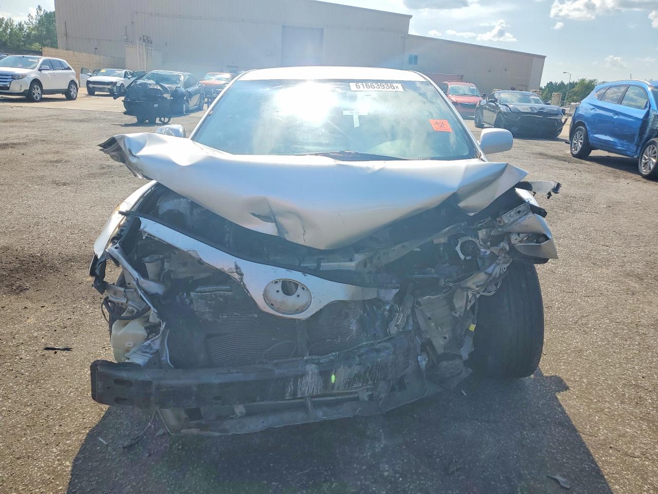 2010 Toyota Camry Se Silver vin: 4T1BF3EK8AU502229